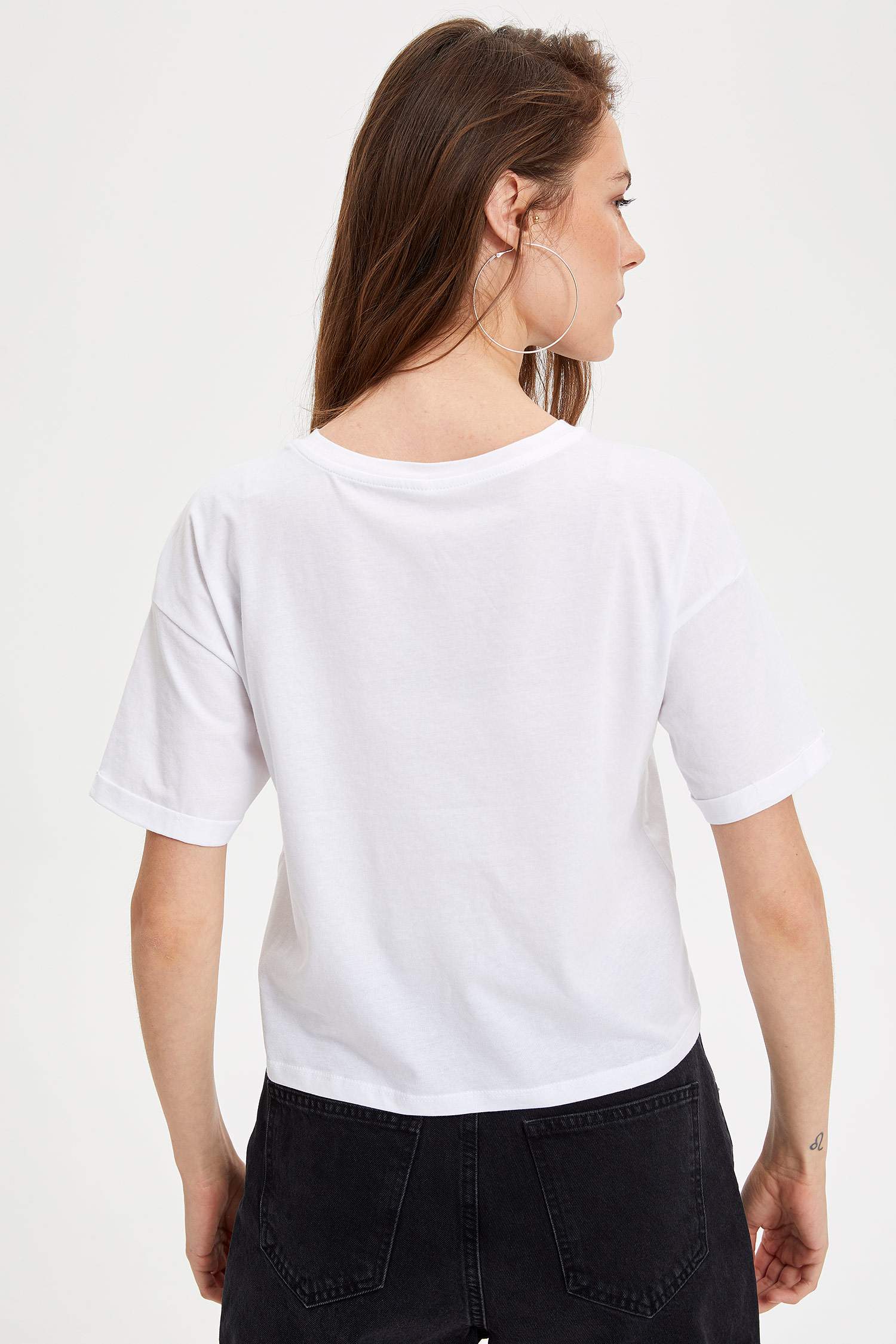 Defacto Baskılı Kısa Kollu T-shirt. 4 Defacto Baskılı Kısa Kollu T-shirt. 4