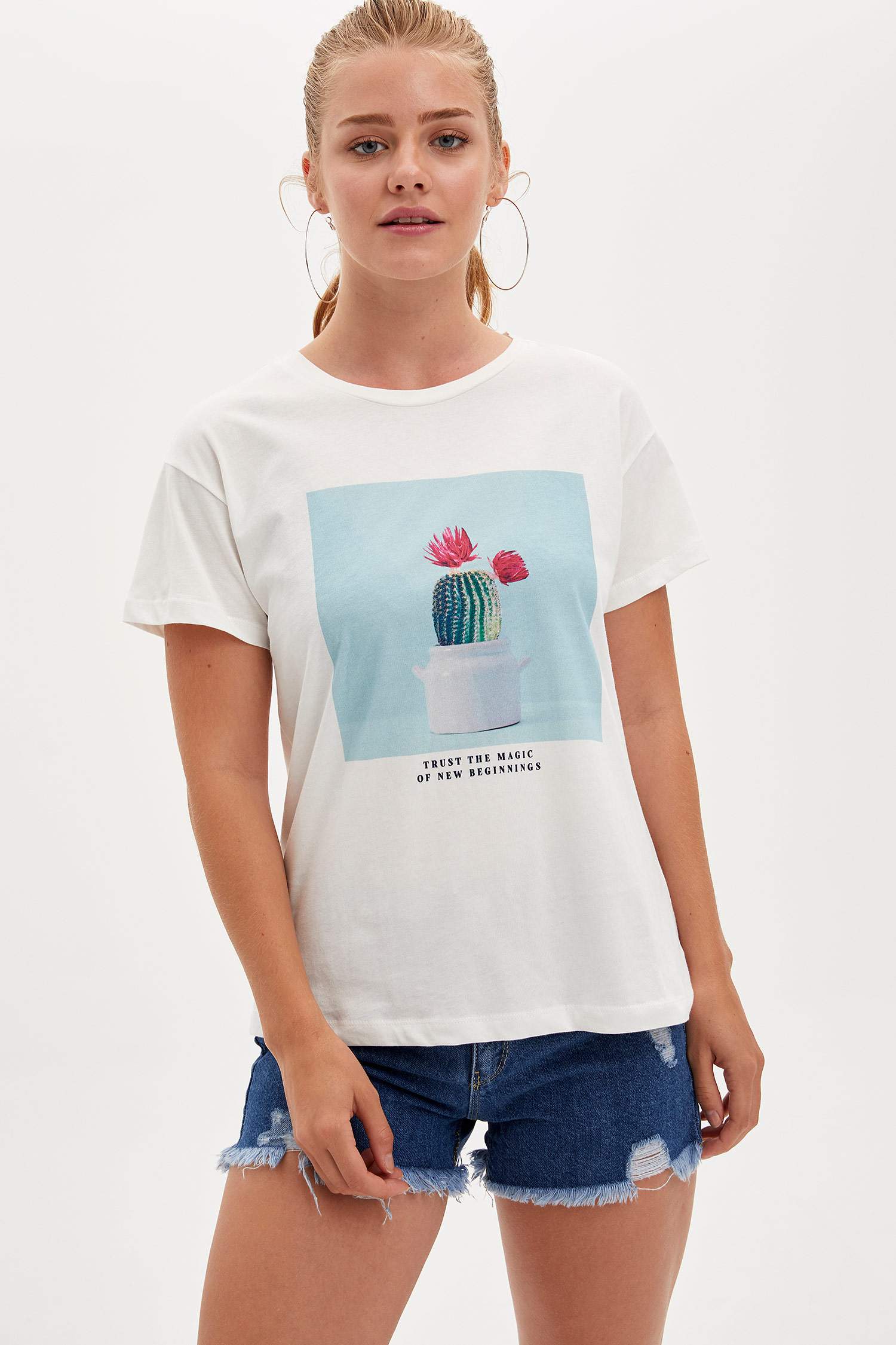 Defacto Baskılı T-shirt. 5 Defacto Baskılı T-shirt. 5