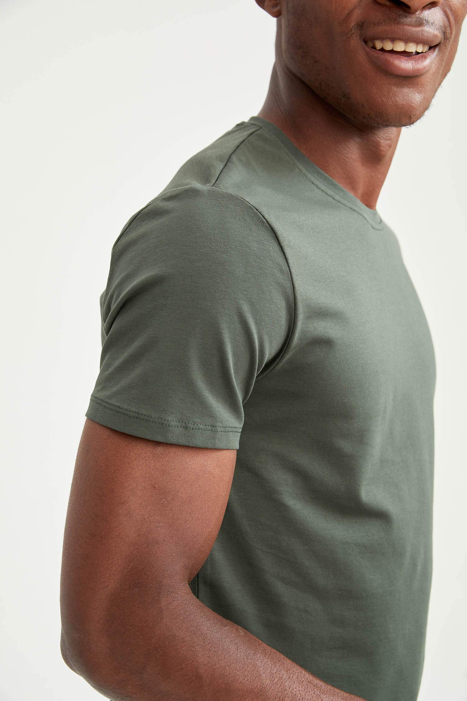 Slim Fit Bisiklet Yaka Basic Kısa Kollu Fanila