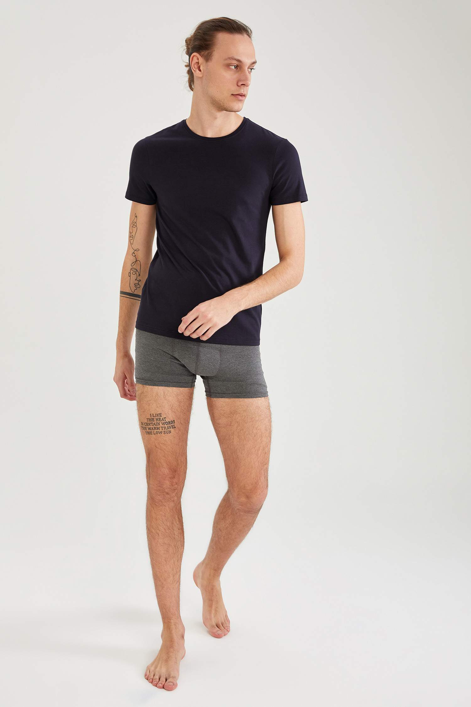 Slim Fit Bisiklet Yaka Basic Kısa Kollu Fanila