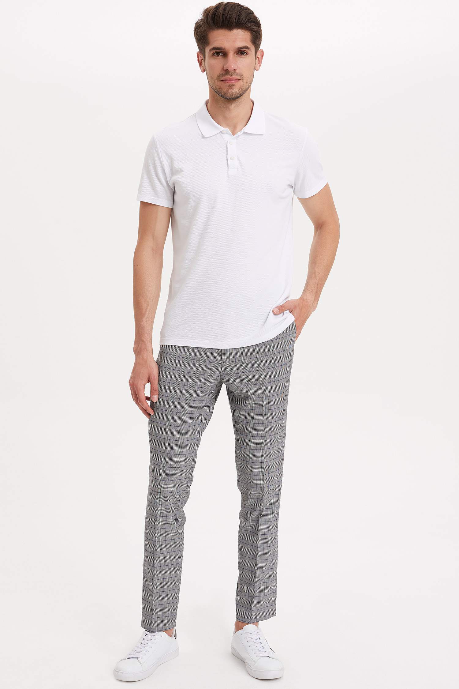 Defacto Slim Fit Kareli Pantolon. 2 Defacto Slim Fit Kareli Pantolon. 2