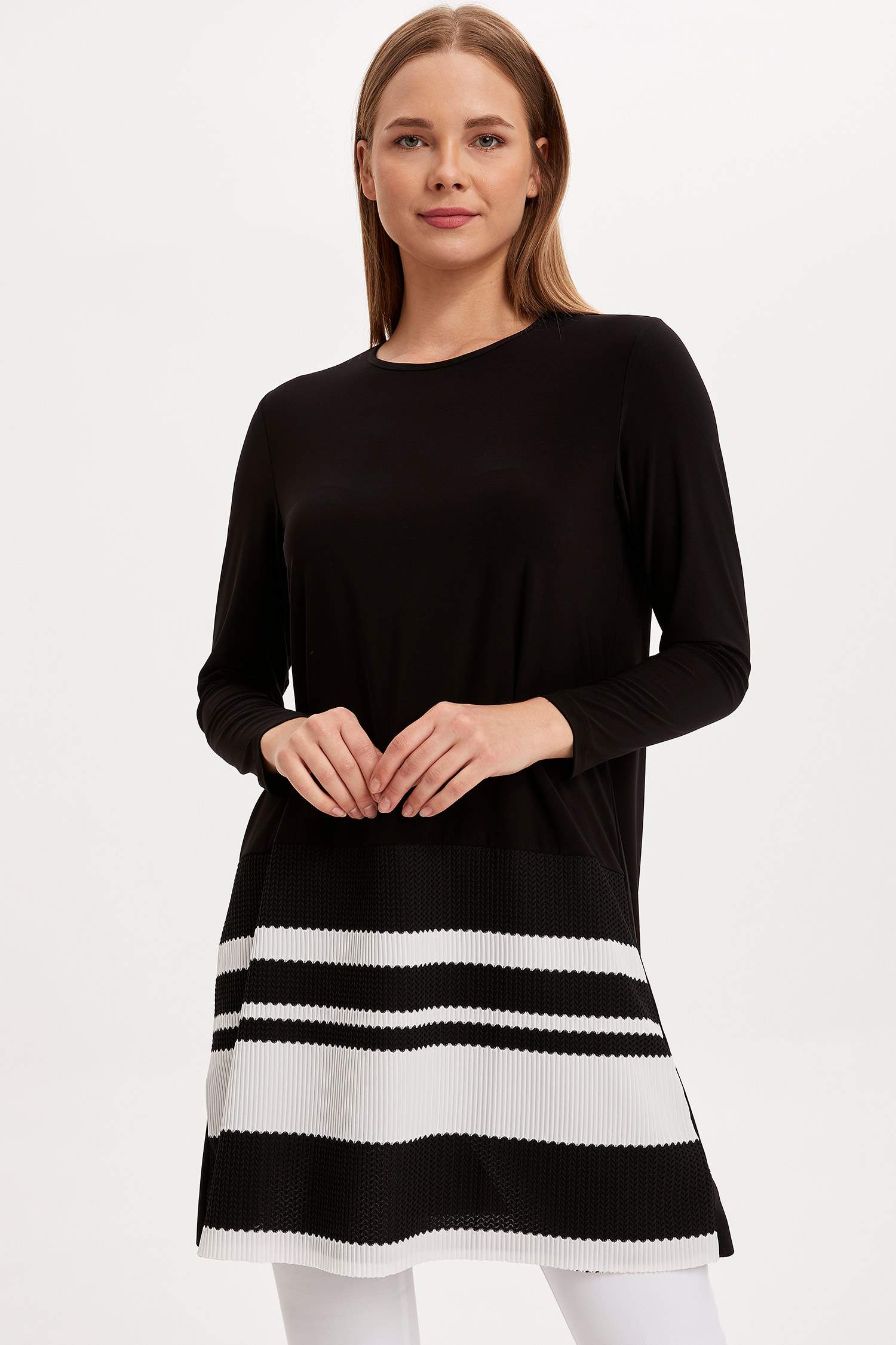 Defacto Renk Bloklu Relax Fit Tunik. 1 Defacto Renk Bloklu Relax Fit Tunik. 1