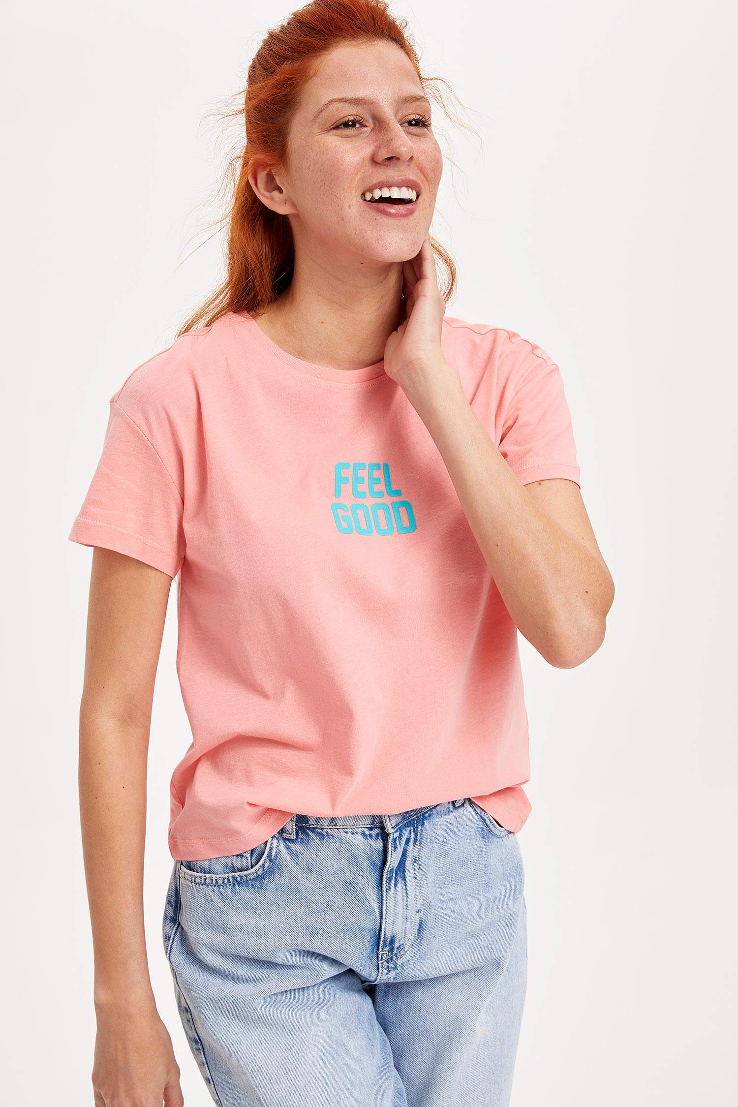 Defacto Baskılı Kısa Kollu T-shirt. 1 Defacto Baskılı Kısa Kollu T-shirt. 1