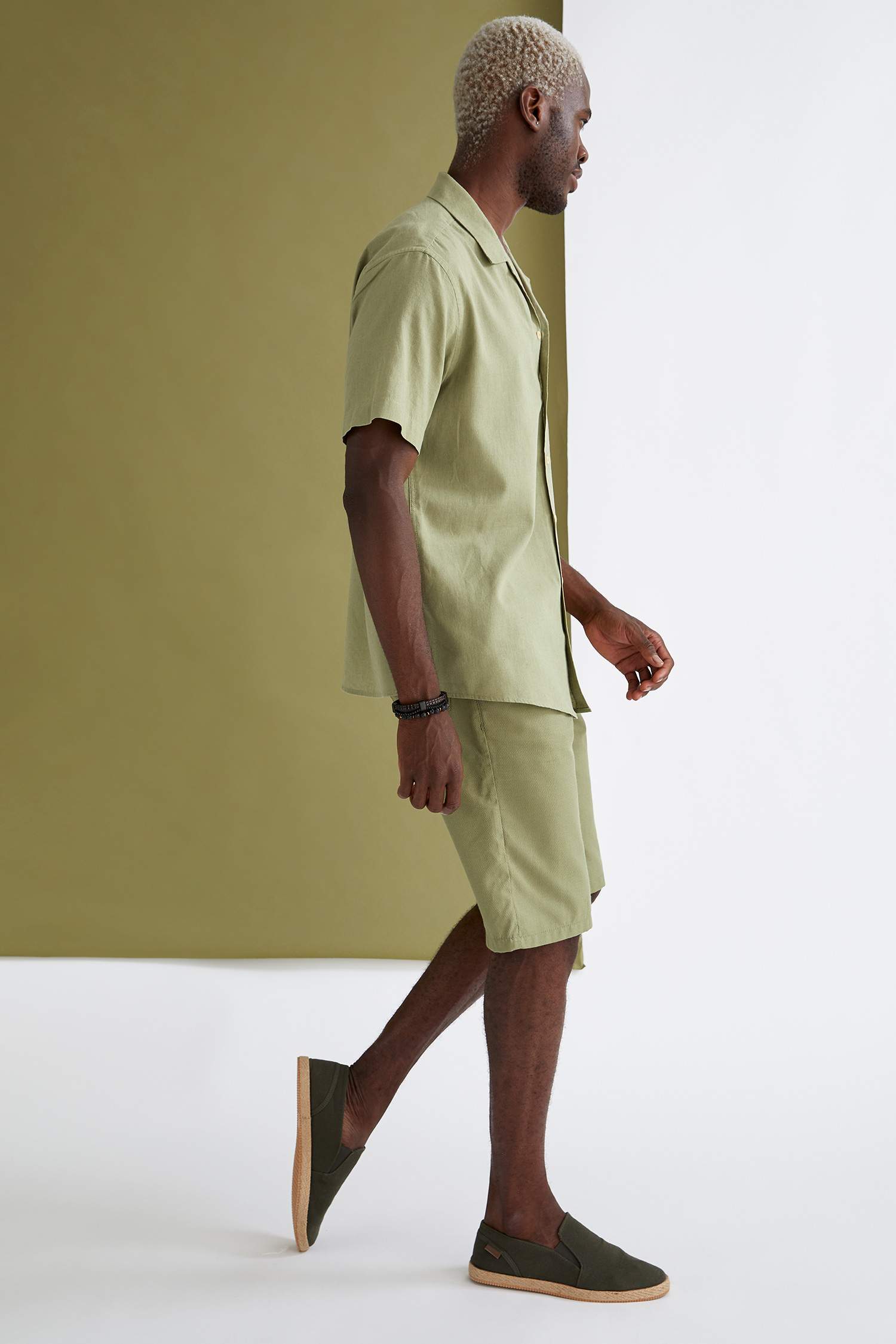 Regular Fit Basic Bermuda Şort