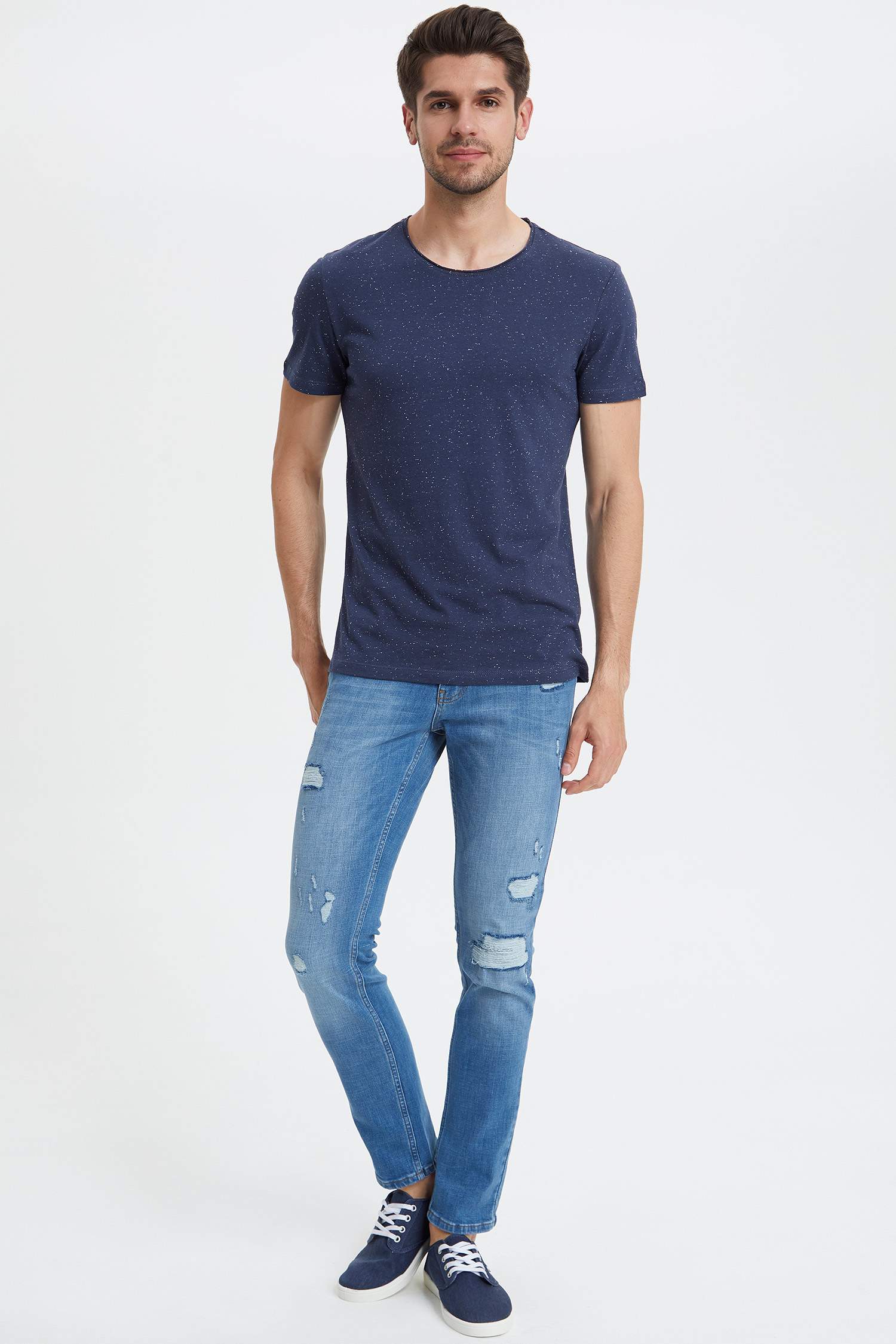 Pedro Slim Fit Normal Bel Dar Paça Yırtık Detaylı Jean Pantolon