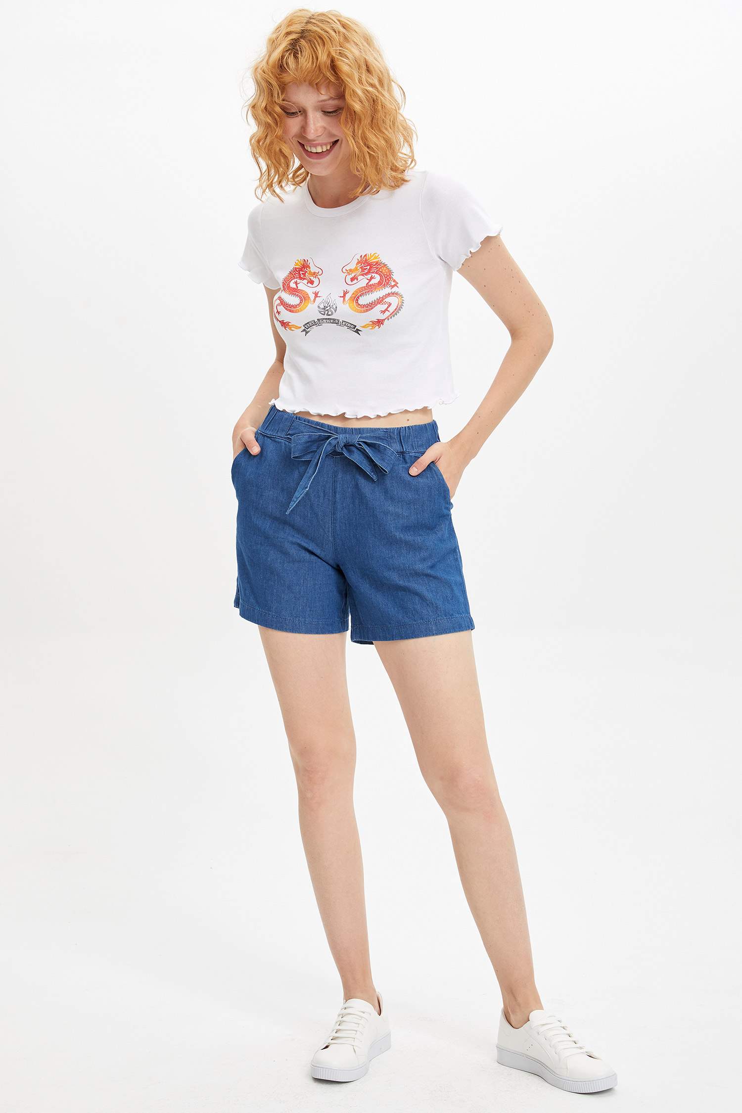 Defacto Baskılı Kısa Kollu T-shirt. 2 Defacto Baskılı Kısa Kollu T-shirt. 2