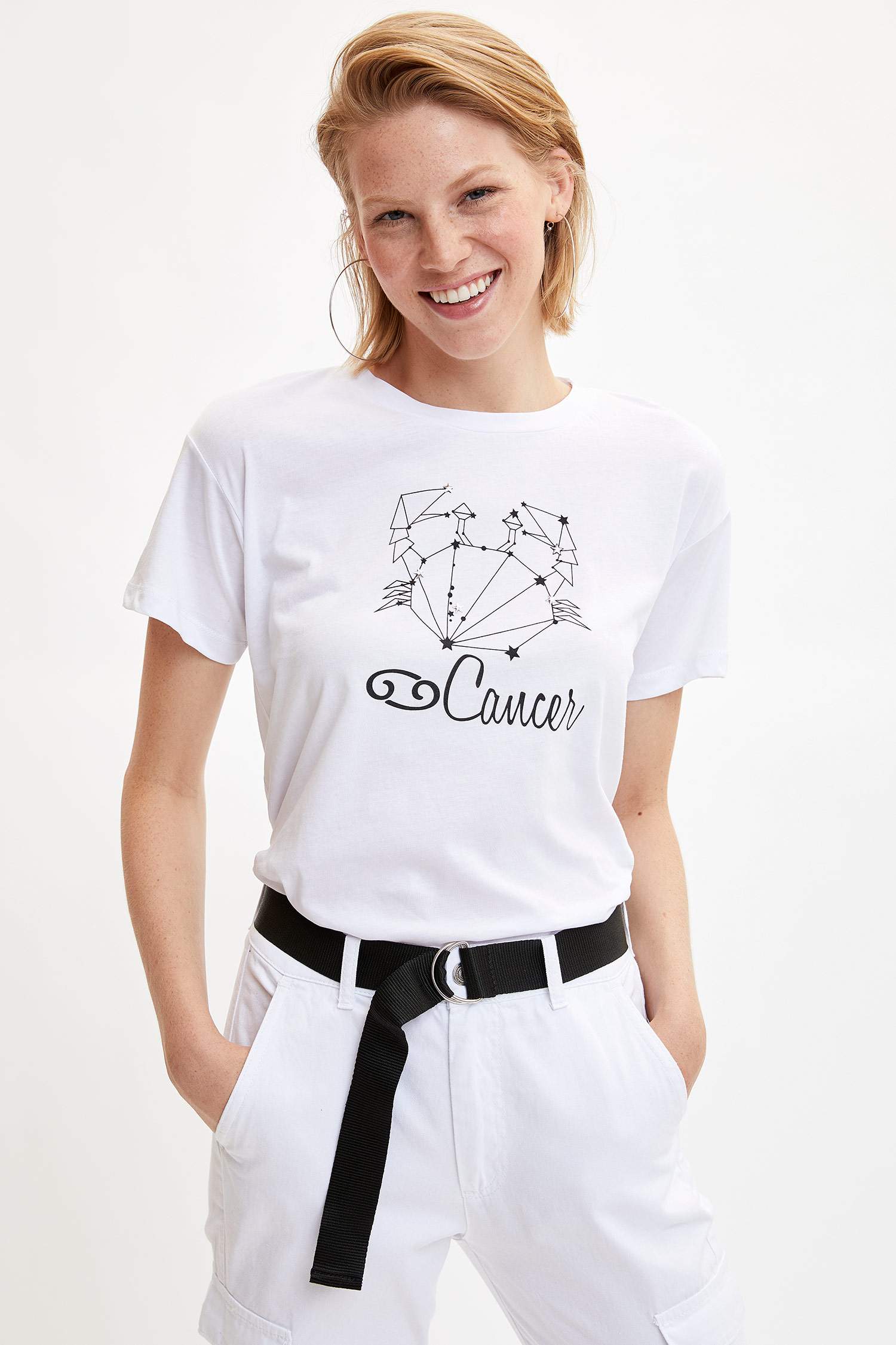 Defacto Yengeç Burcu Baskılı T-shirt. 1 Defacto Yengeç Burcu Baskılı T-shirt. 1