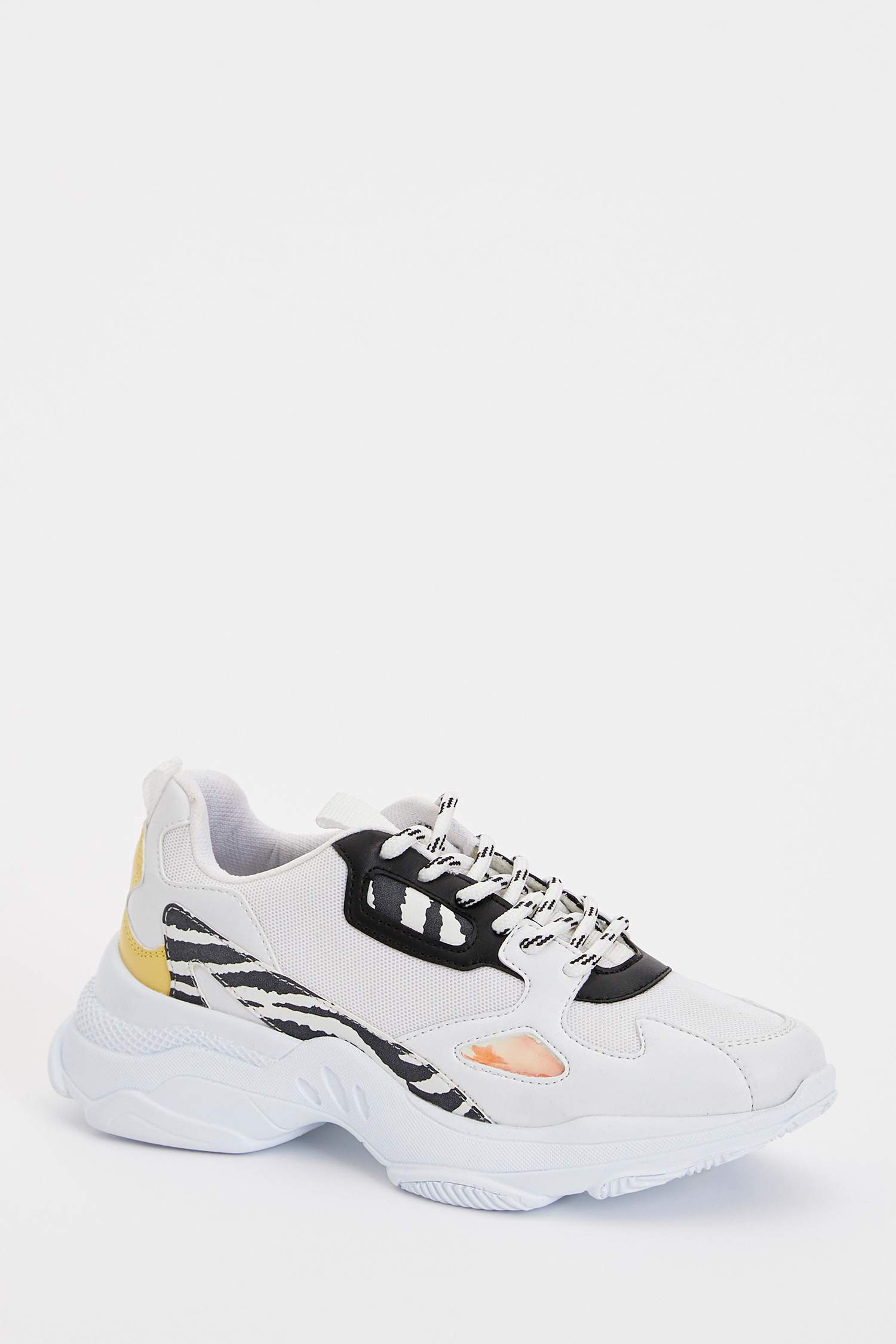 Defacto Yüksek Taban Bağcıklı Sneaker. 1 Defacto Yüksek Taban Bağcıklı Sneaker. 1