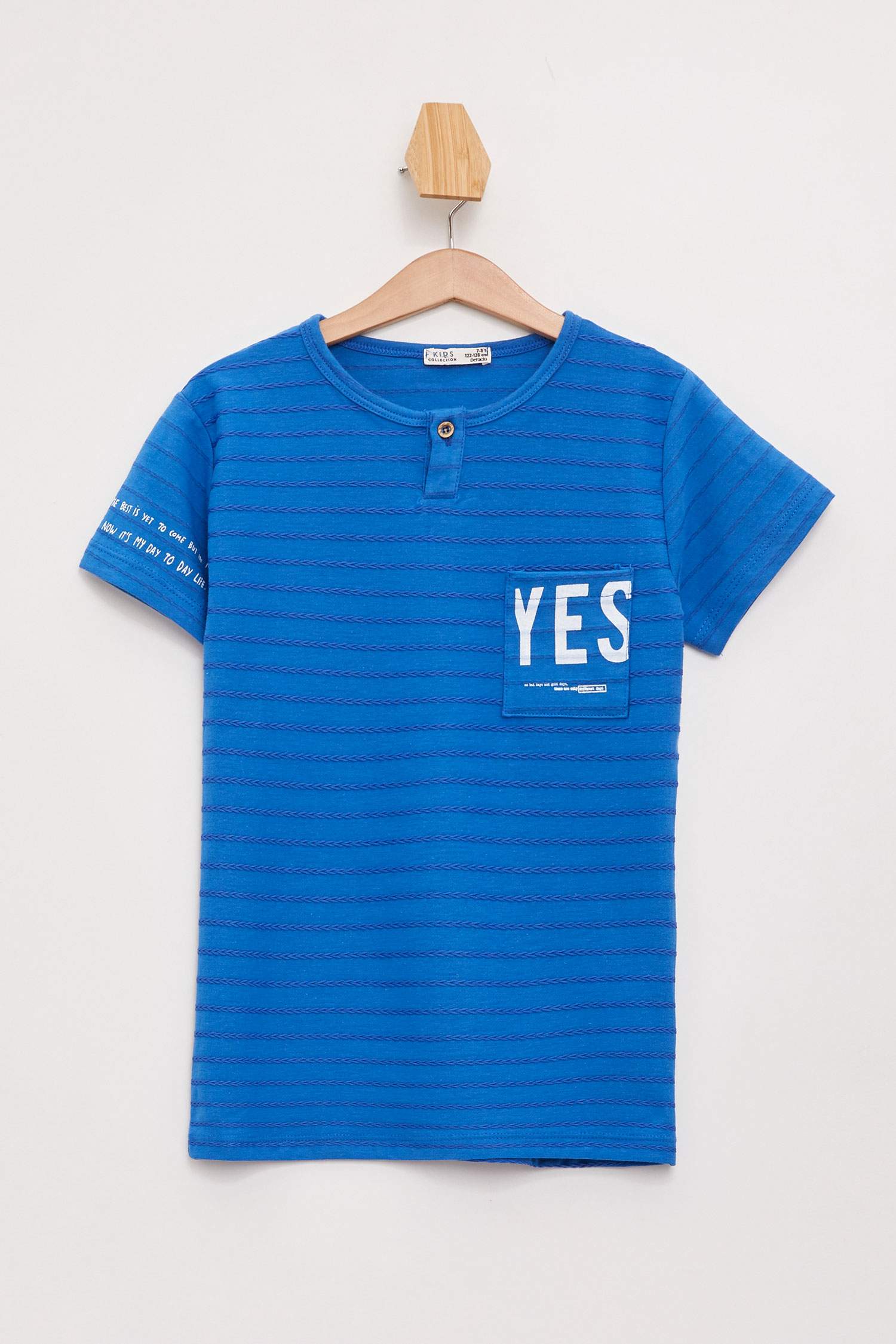 Defacto Baskılı Kısa Kollu T-shirt. 1 Defacto Baskılı Kısa Kollu T-shirt. 1