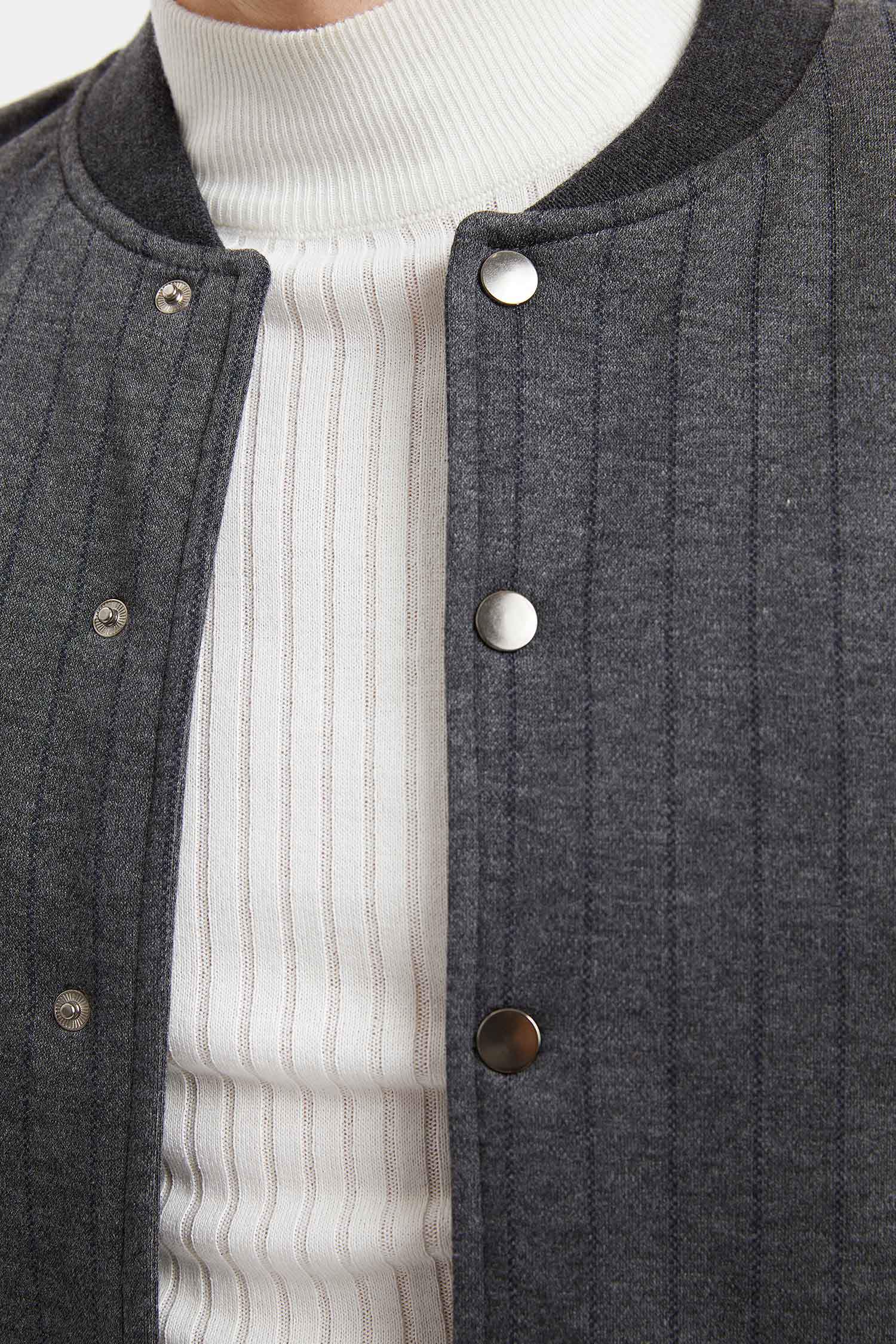Slim Fit Kolej Yaka Mevsimlik İnce Mont
