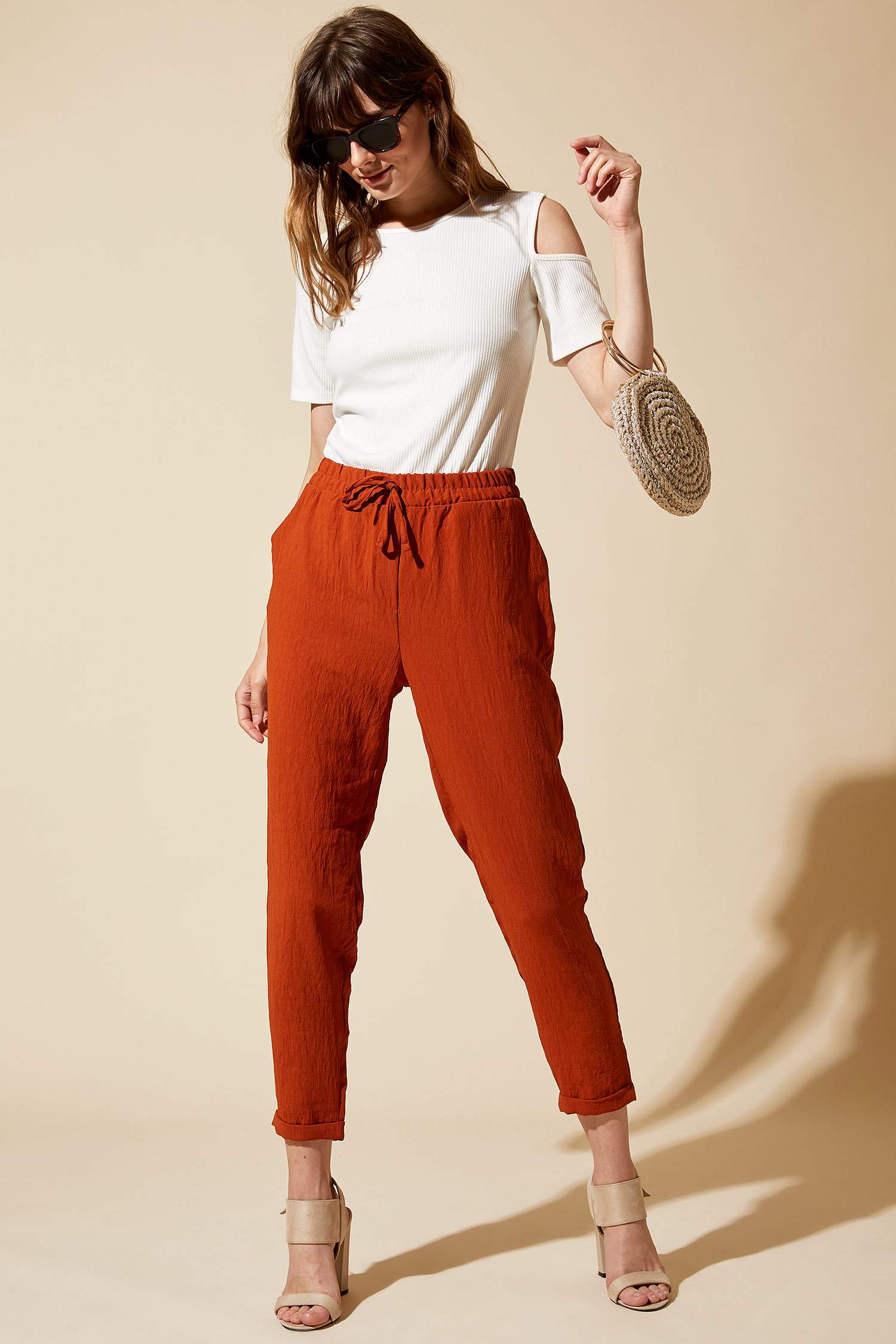 Defacto Slim Fit Kısa Kollu T-shirt. 2 Defacto Slim Fit Kısa Kollu T-shirt. 2