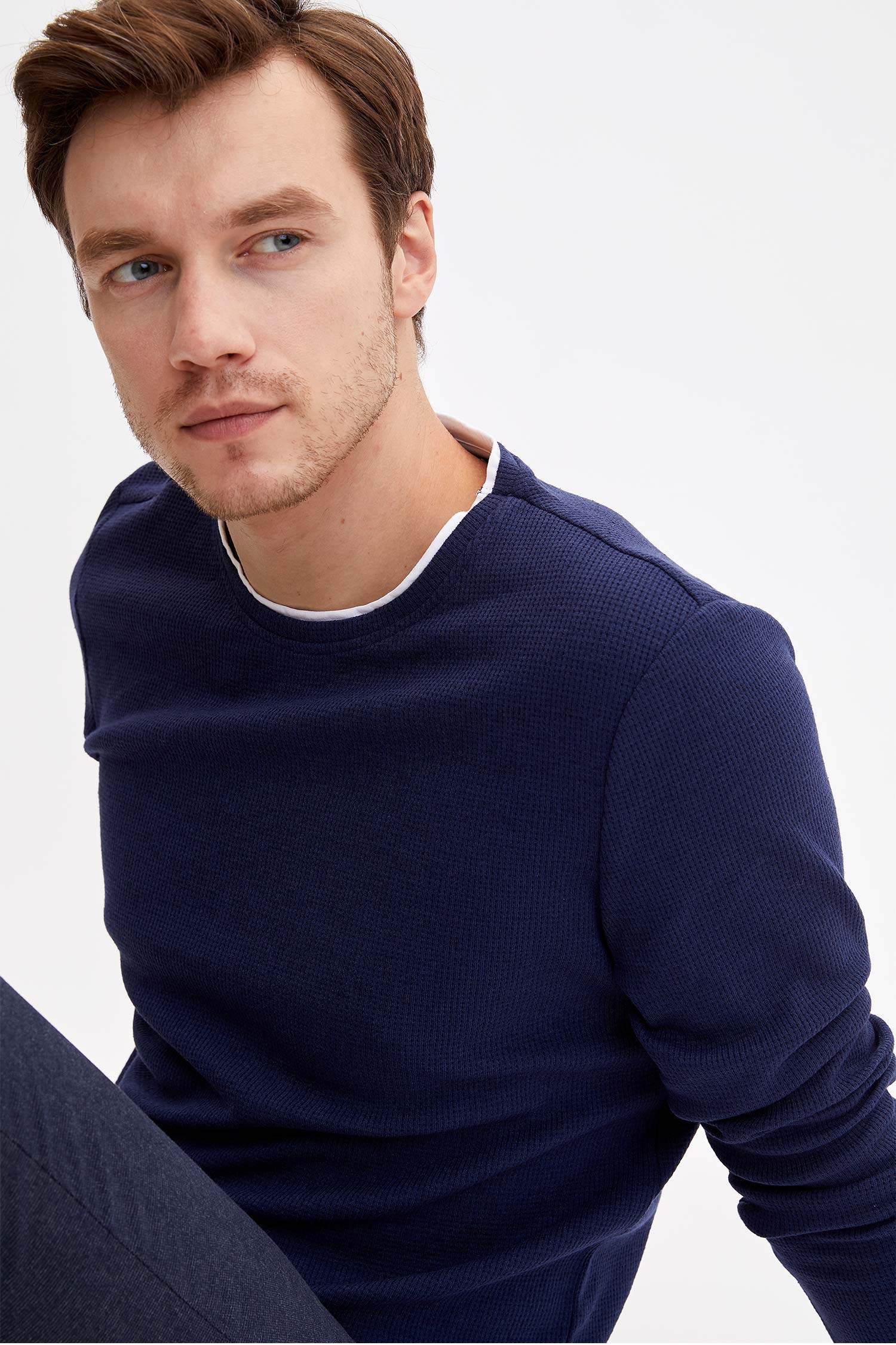 Defacto Slim Fit Örme Sweatshirt. 3 Defacto Slim Fit Örme Sweatshirt. 3