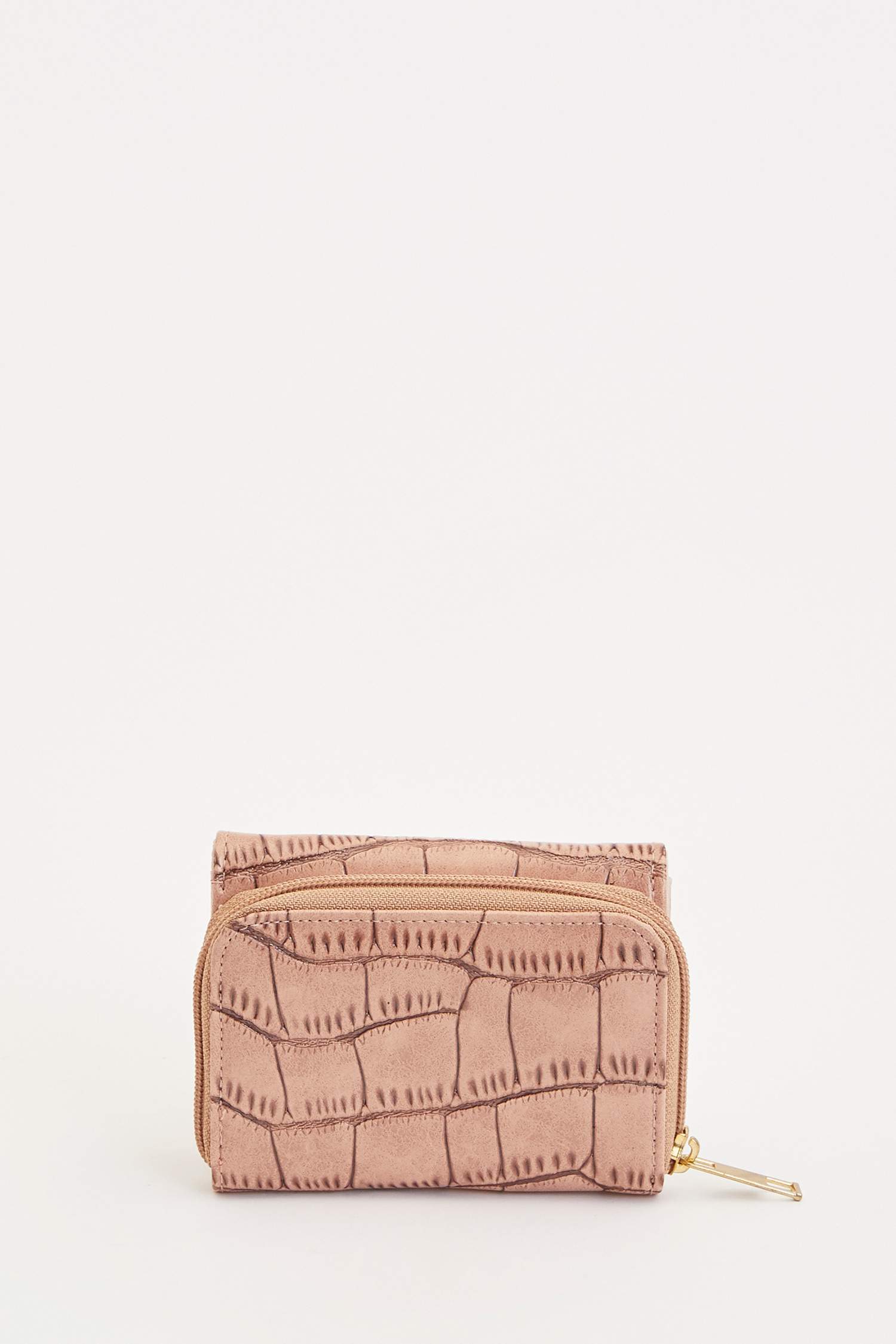 Defacto Parlak Küçük Boy Cüzdan. 4 Defacto Parlak Küçük Boy Cüzdan. 4