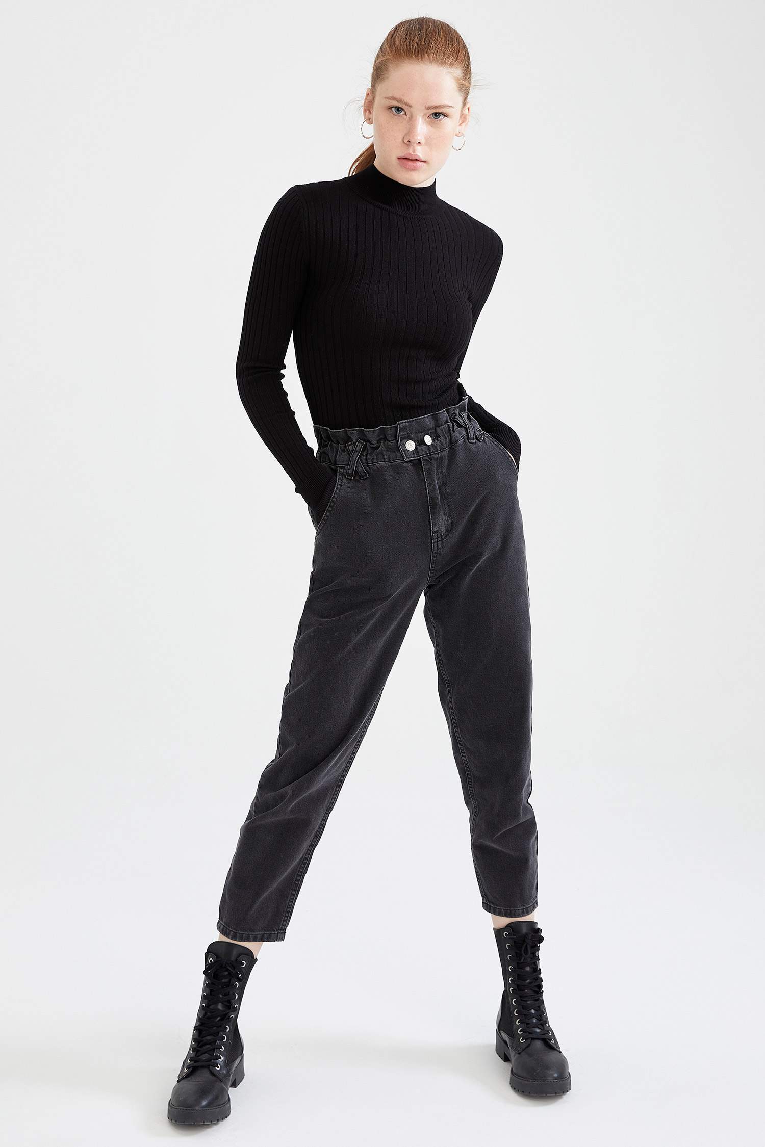 Basic Fitilli Dik Yaka Slim Fit Triko Kazak