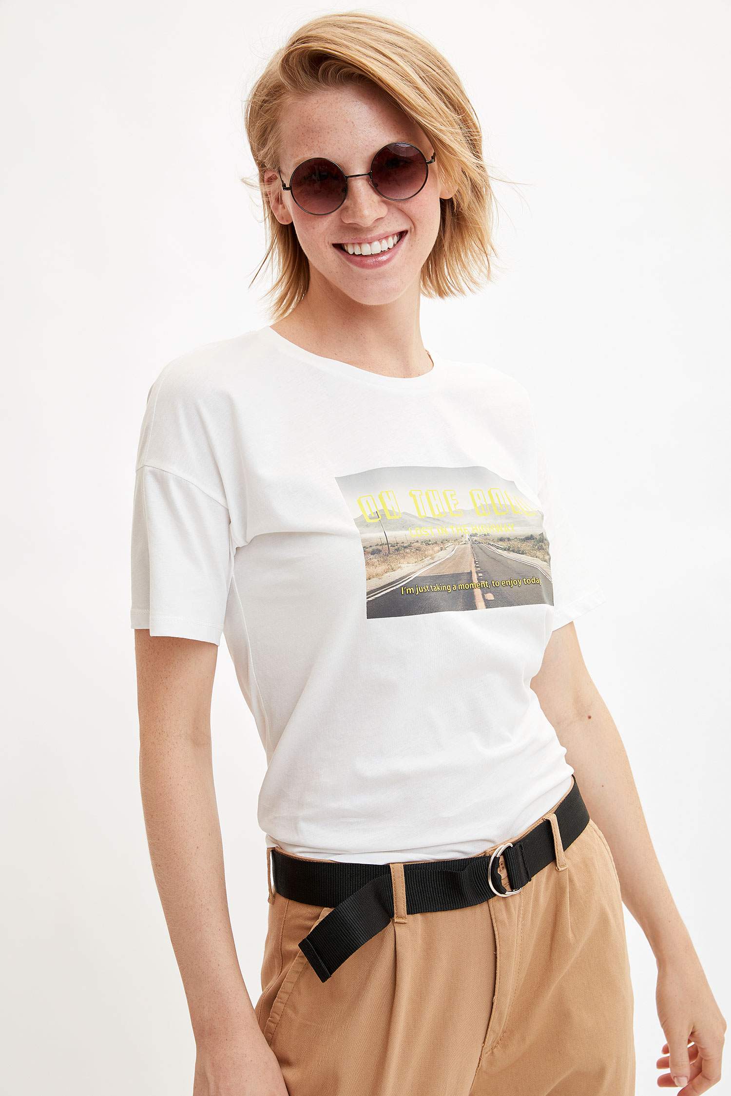 Defacto Baskılı Kısa Kollu T-shirt. 1 Defacto Baskılı Kısa Kollu T-shirt. 1