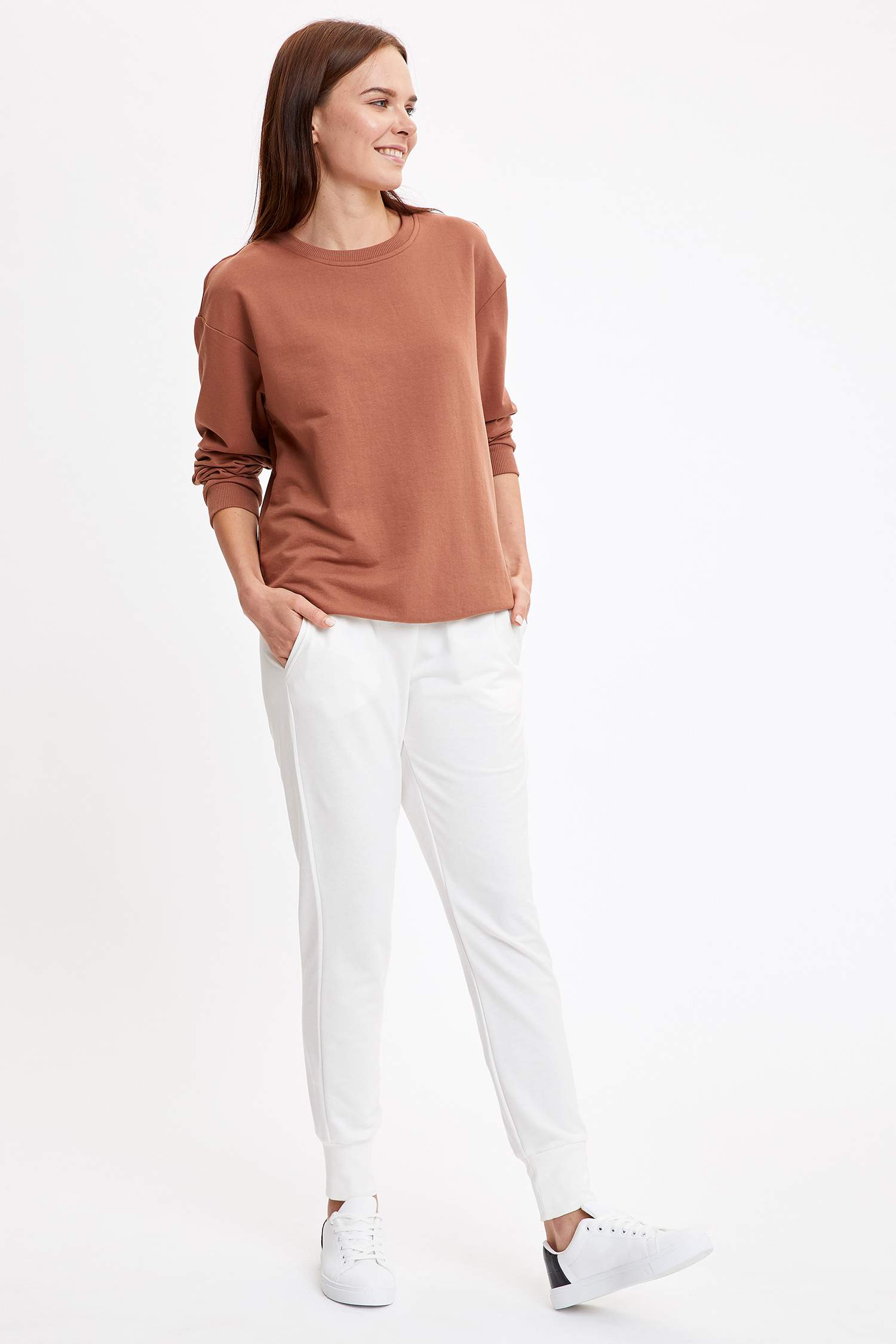 Regular Fit Bisiklet Yaka Basic Sweatshirt