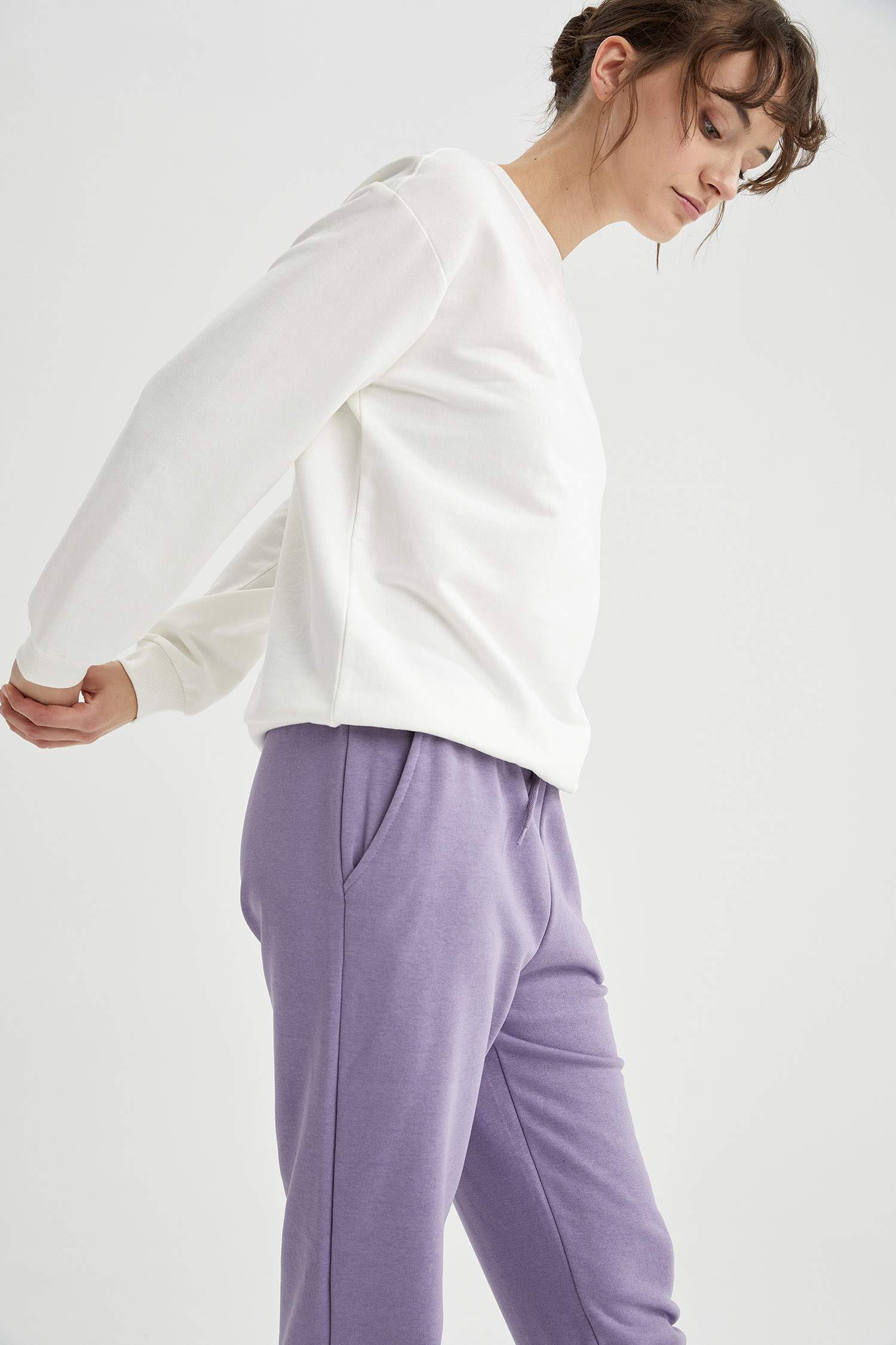 Regular Fit Bisiklet Yaka Basic Sweatshirt