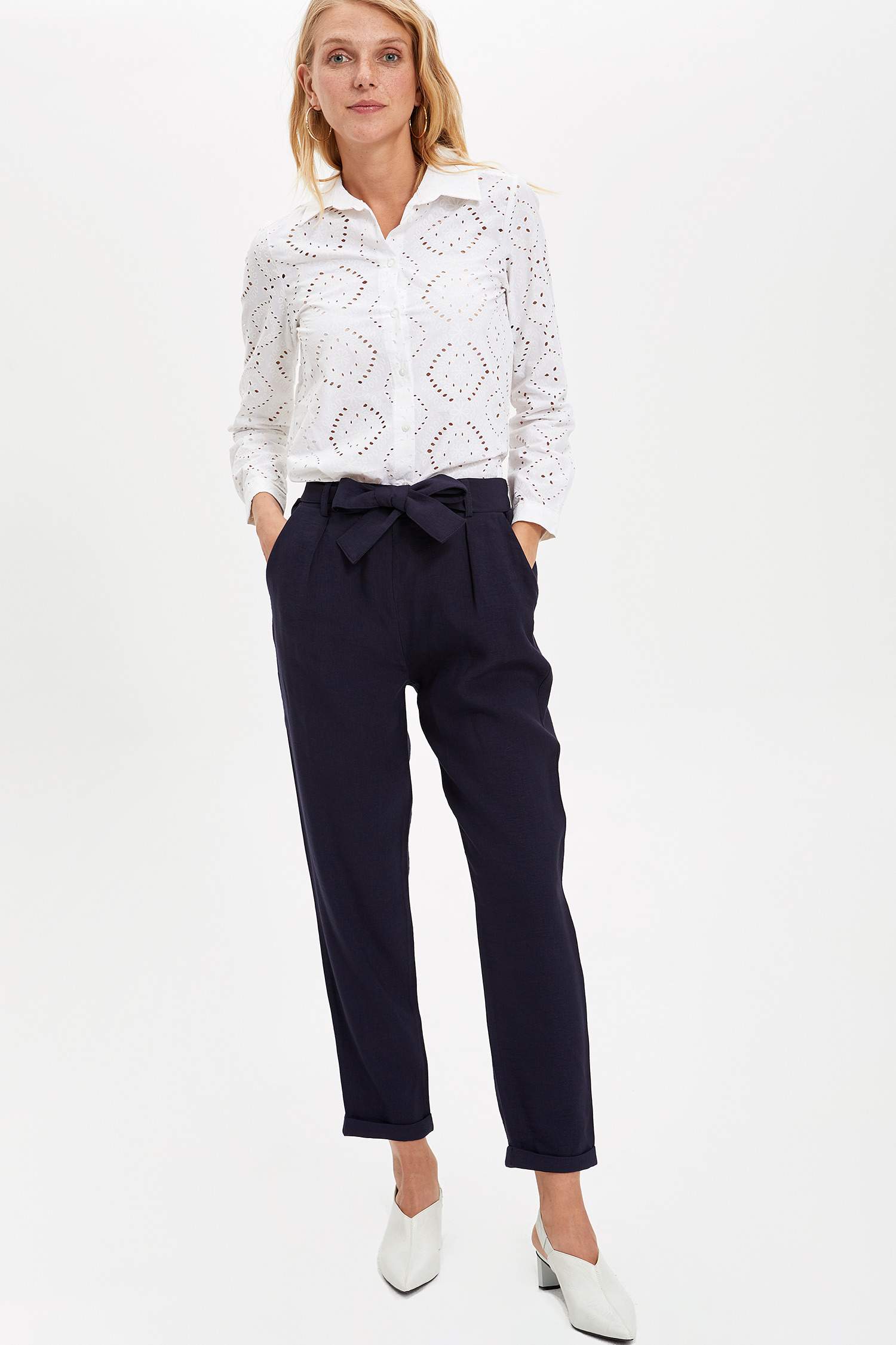 Defacto Kendinden Kemerli Relax Fit Pantolon. 2 Defacto Kendinden Kemerli Relax Fit Pantolon. 2