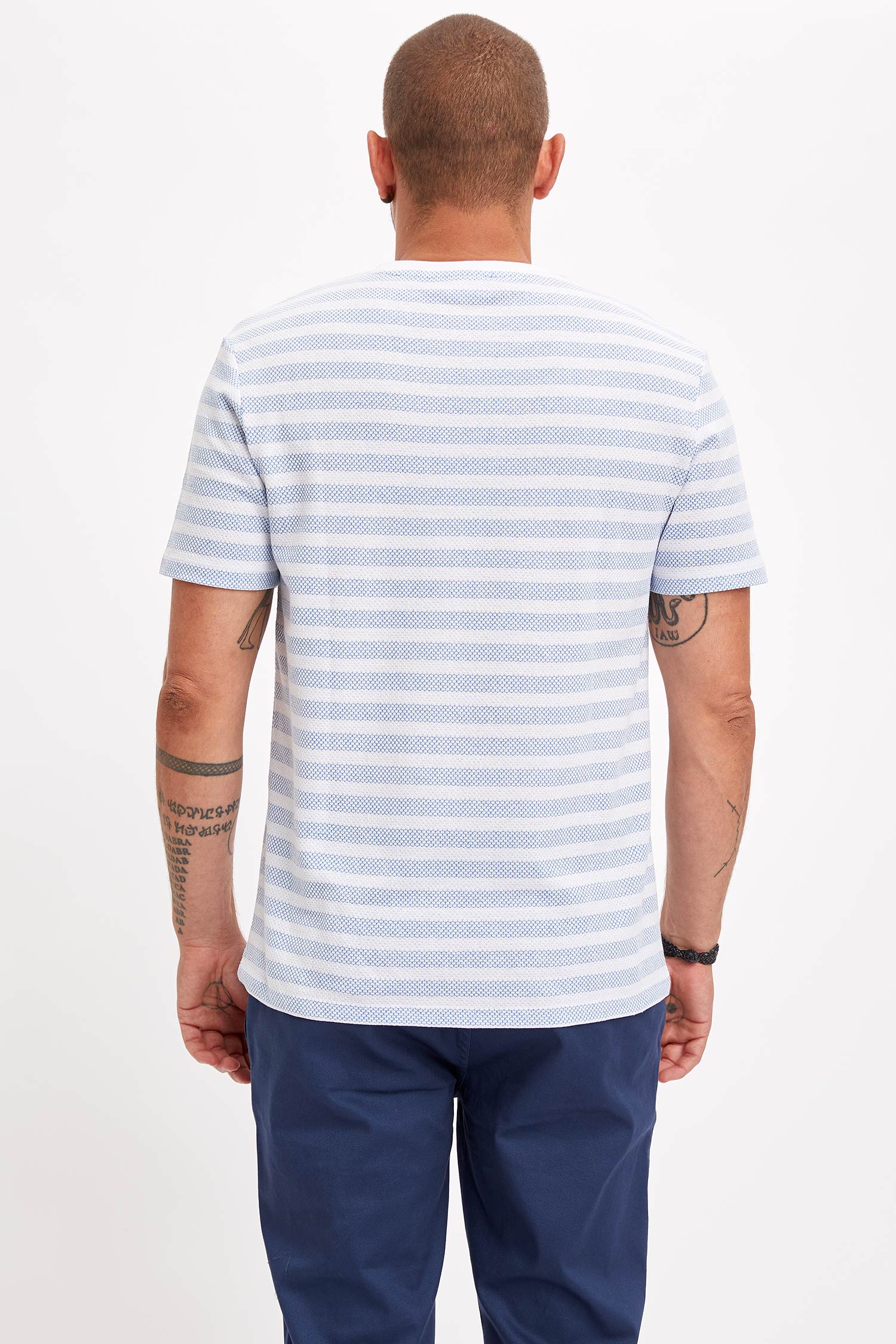 Defacto Çizgili Kısa Kollu T-shirt. 5 Defacto Çizgili Kısa Kollu T-shirt. 5