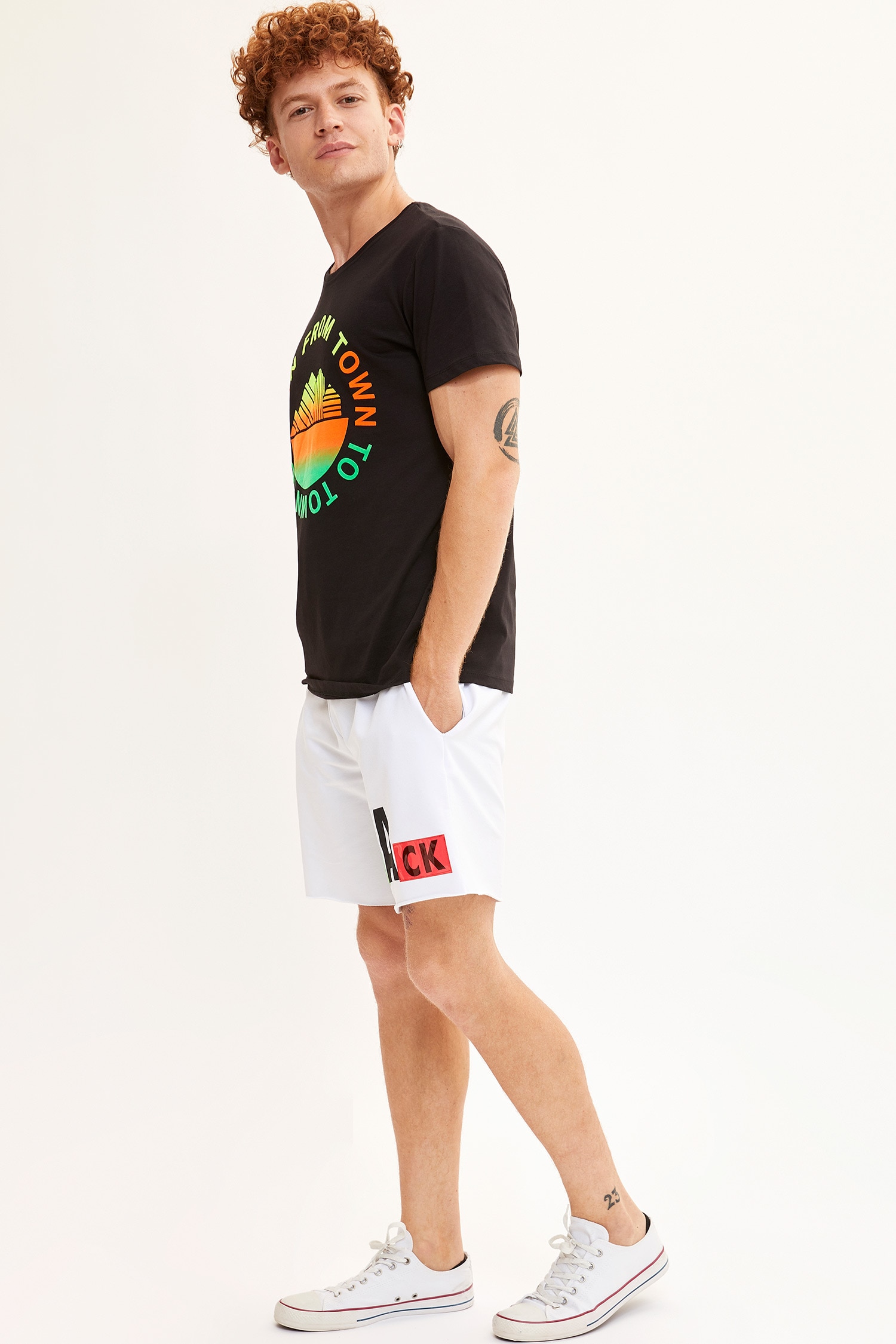 Defacto Baskılı Slim Fit Şort. 2 Defacto Baskılı Slim Fit Şort. 2