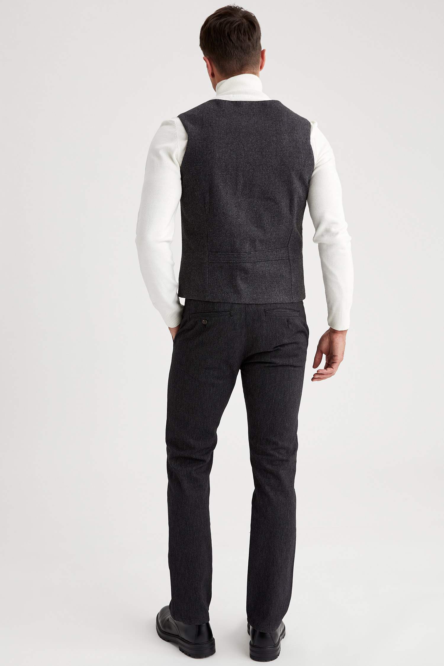 Regular Fit Basic Chino Pantolon