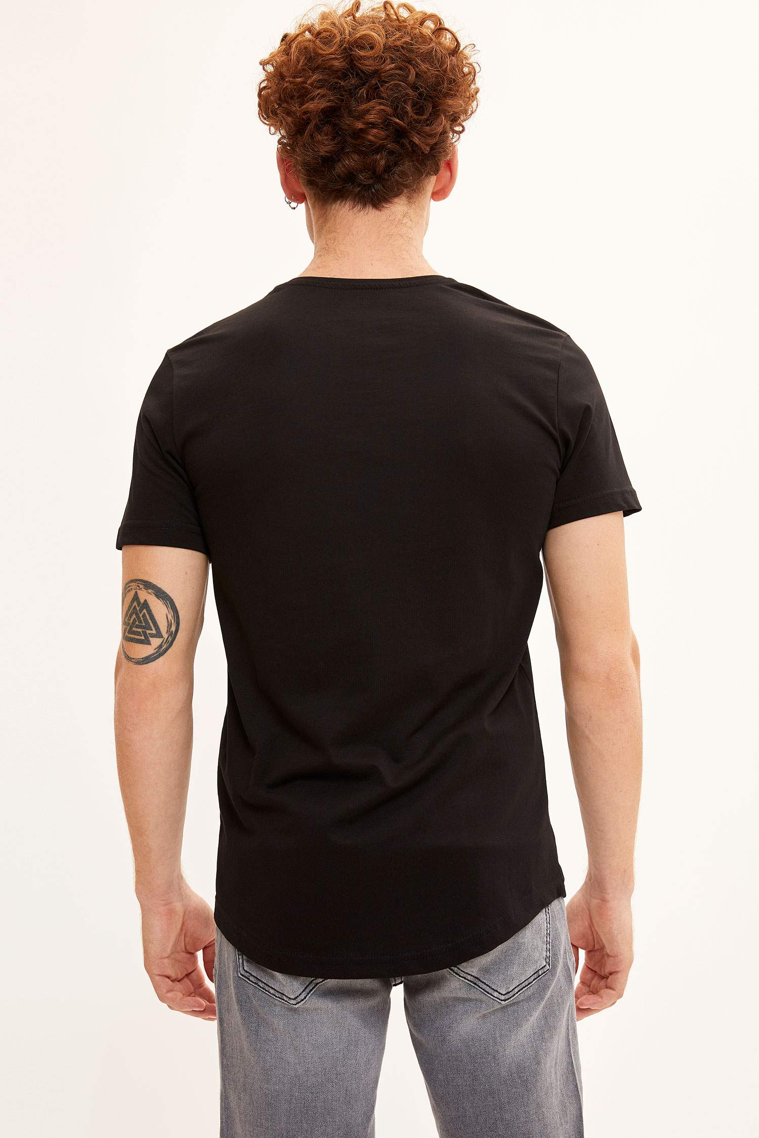 Defacto Baskılı T-Shirt. 4 Defacto Baskılı T-Shirt. 4