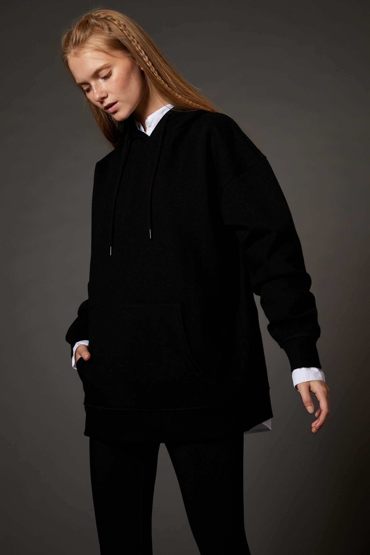 Loose Fit Kapüşonlu Cepli Uzun Kollu Sweatshirt