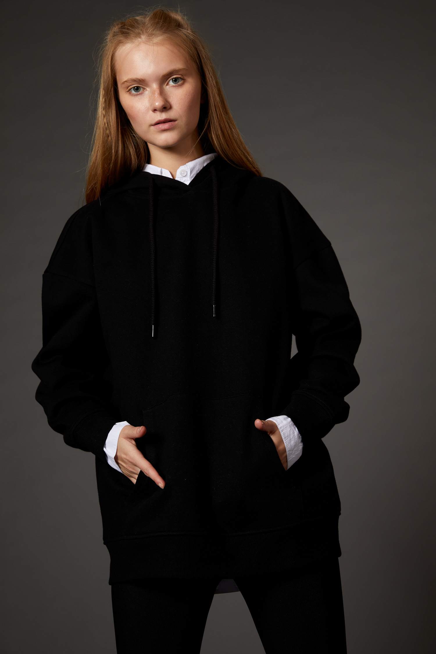 Loose Fit Kapüşonlu Cepli Uzun Kollu Sweatshirt