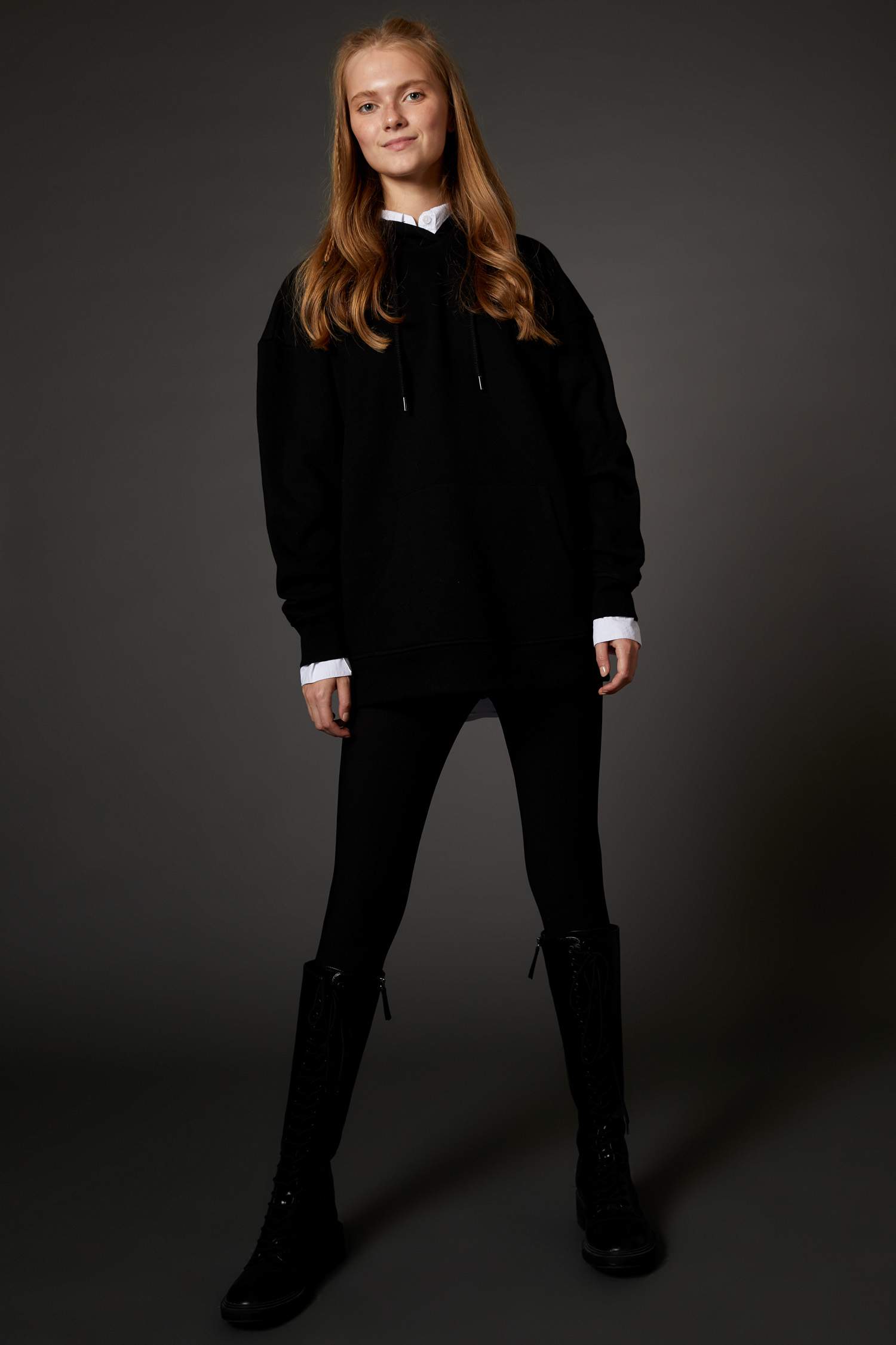 Loose Fit Kapüşonlu Cepli Uzun Kollu Sweatshirt