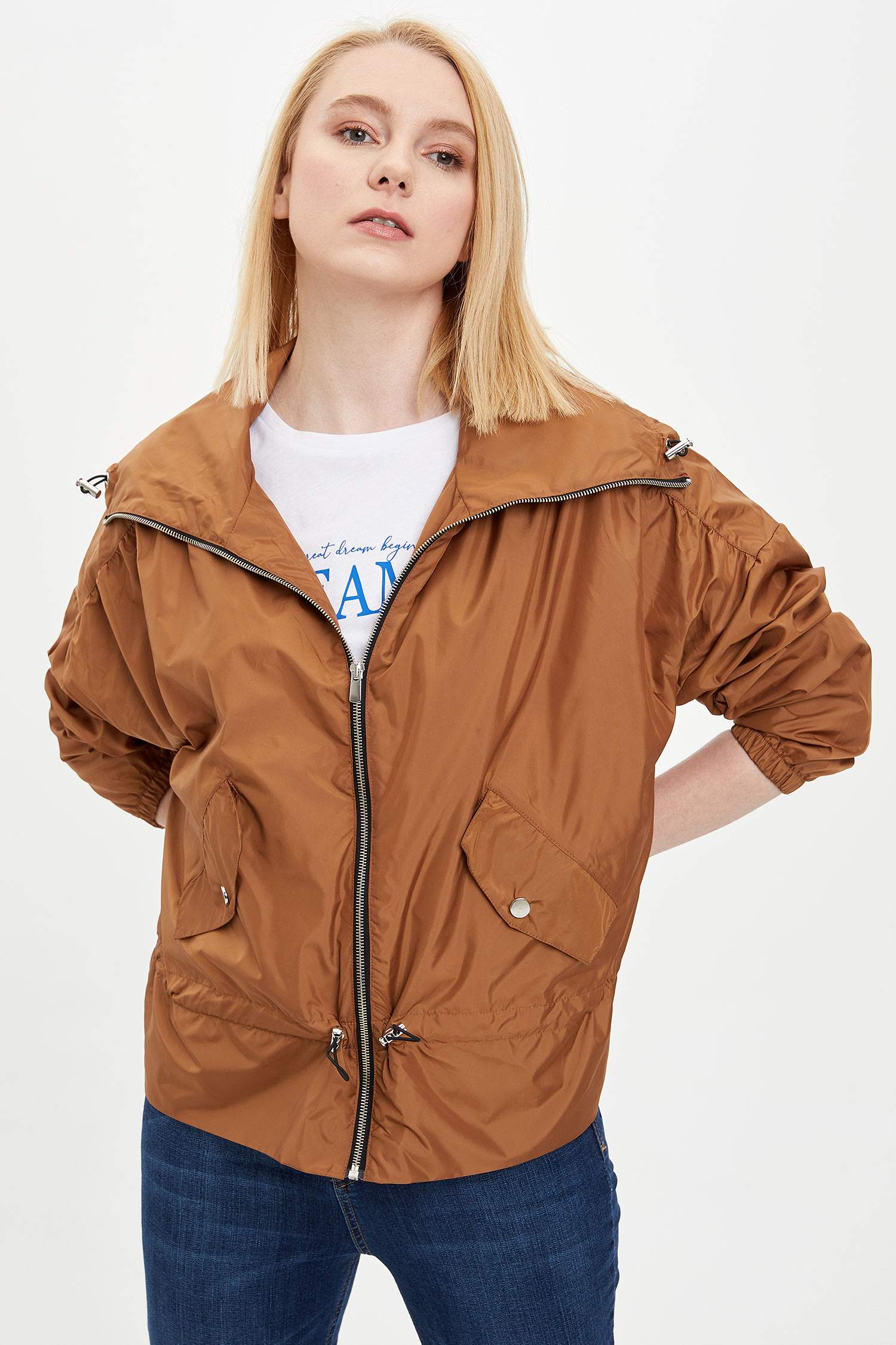 Regular Fit Fermuarlı Mont