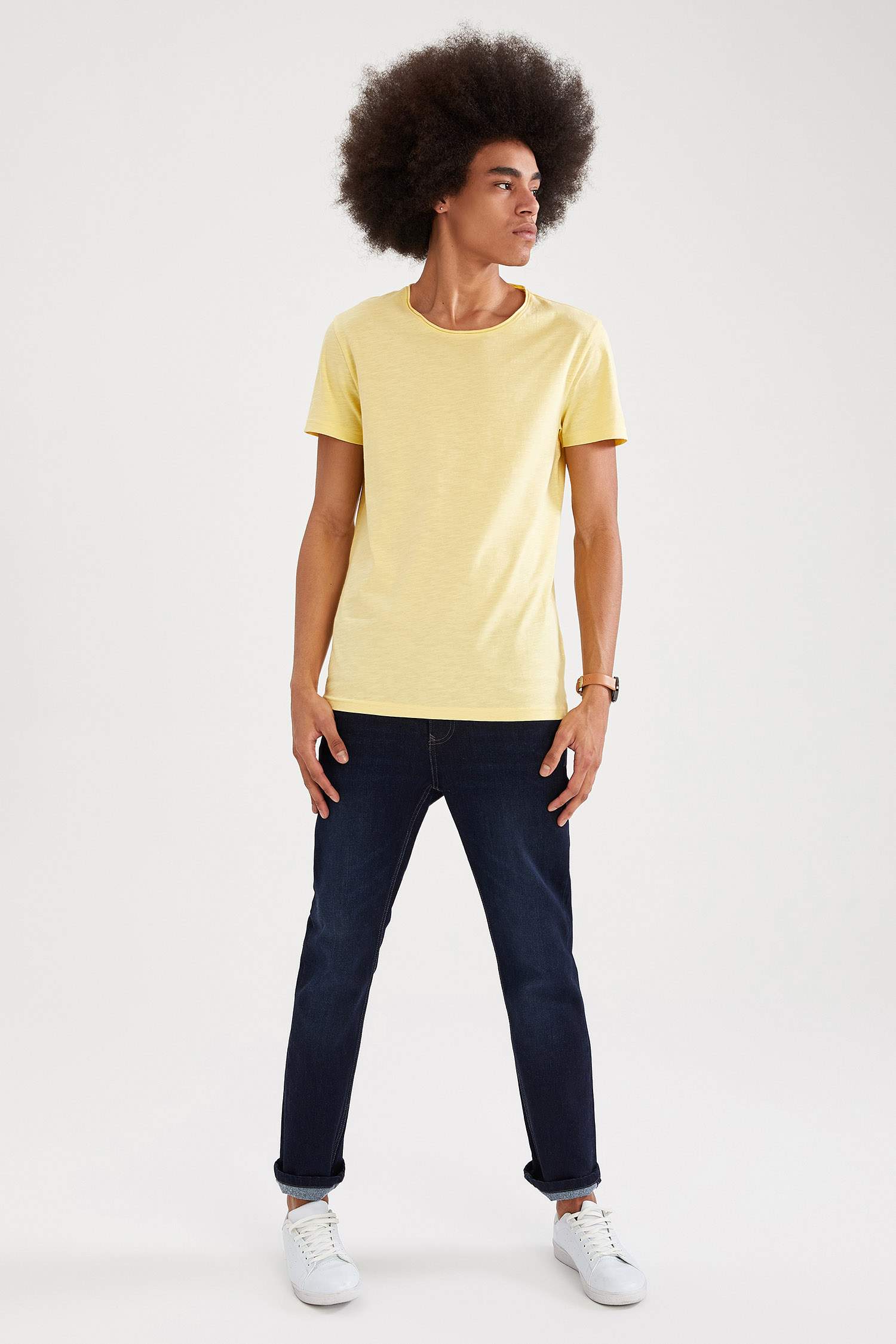 Slim Fit Bisiklet Yaka Basic Tişört