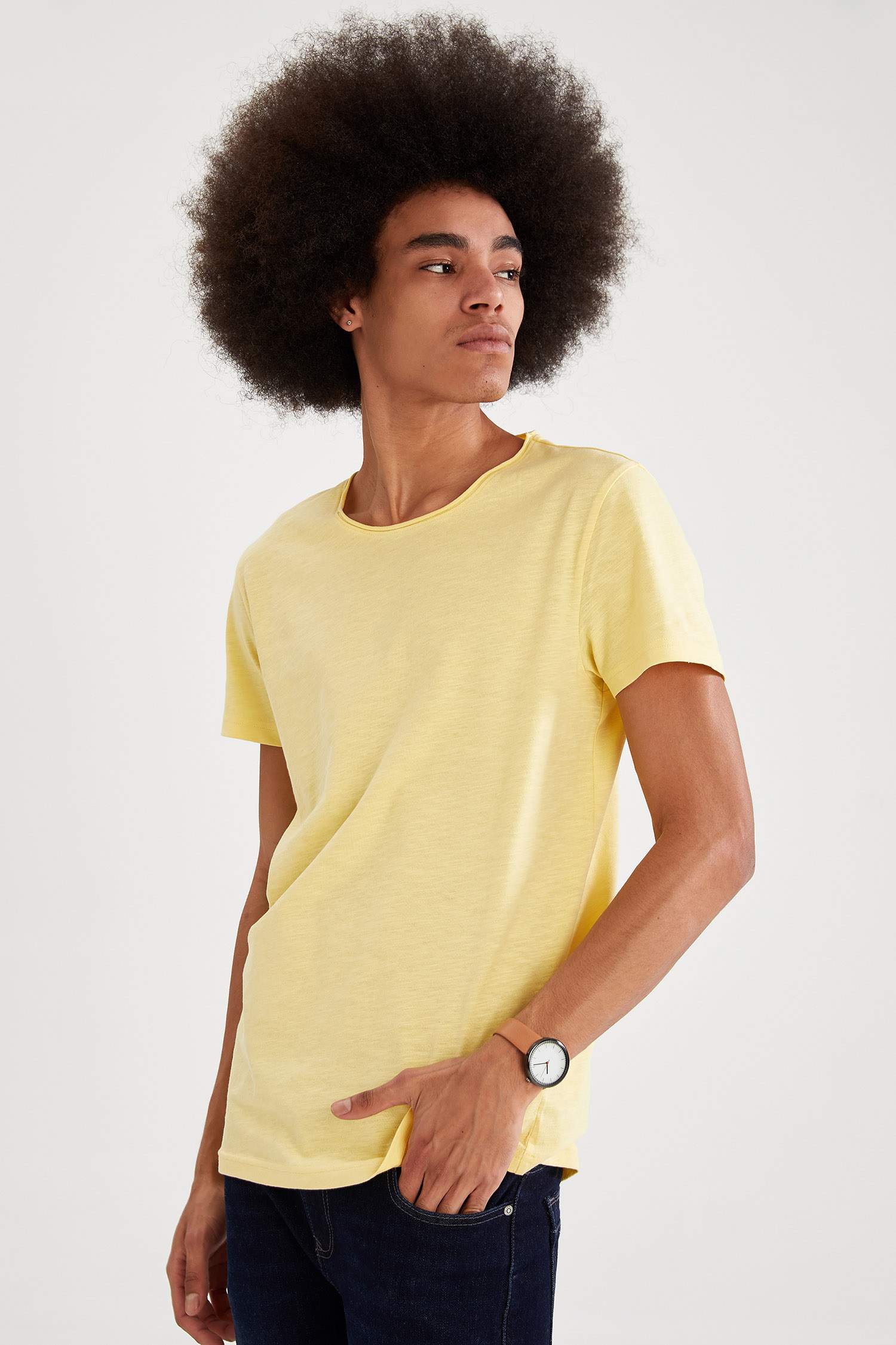 Slim Fit Bisiklet Yaka Basic Tişört