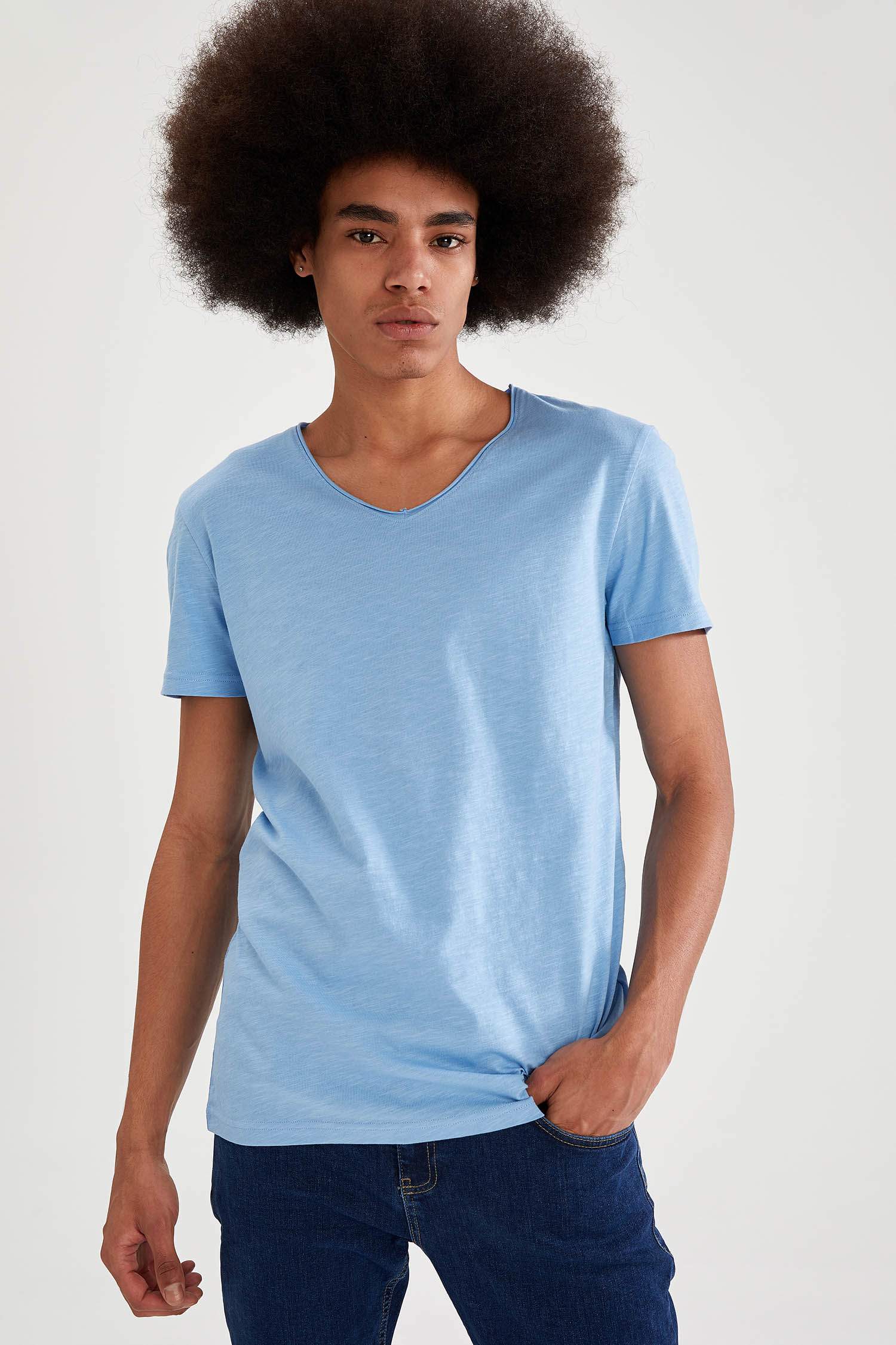 Slim Fit V Yaka Basic Kısa Kollu Pamuklu Penye Tişört