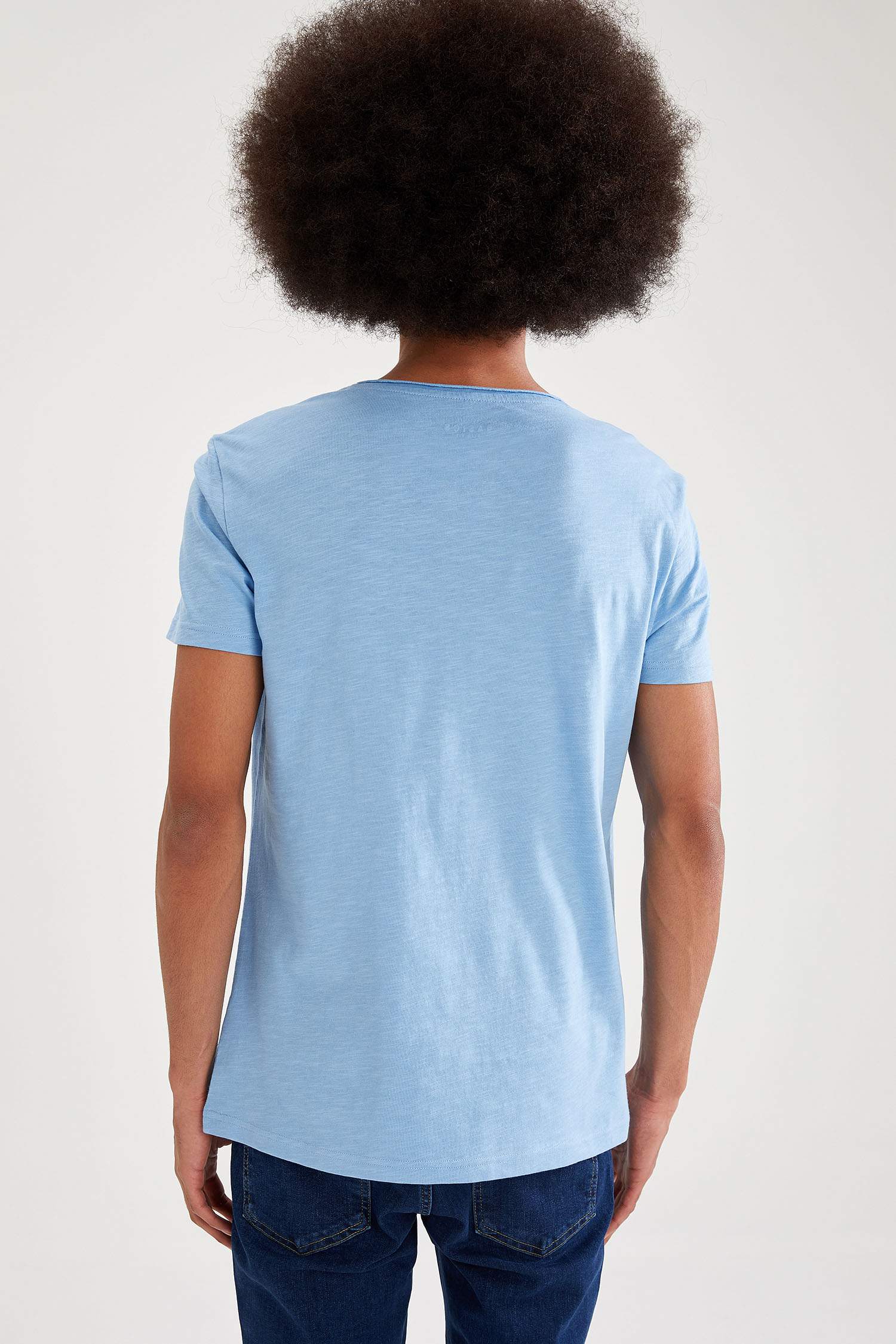 Slim Fit V Yaka Basic Kısa Kollu Pamuklu Penye Tişört