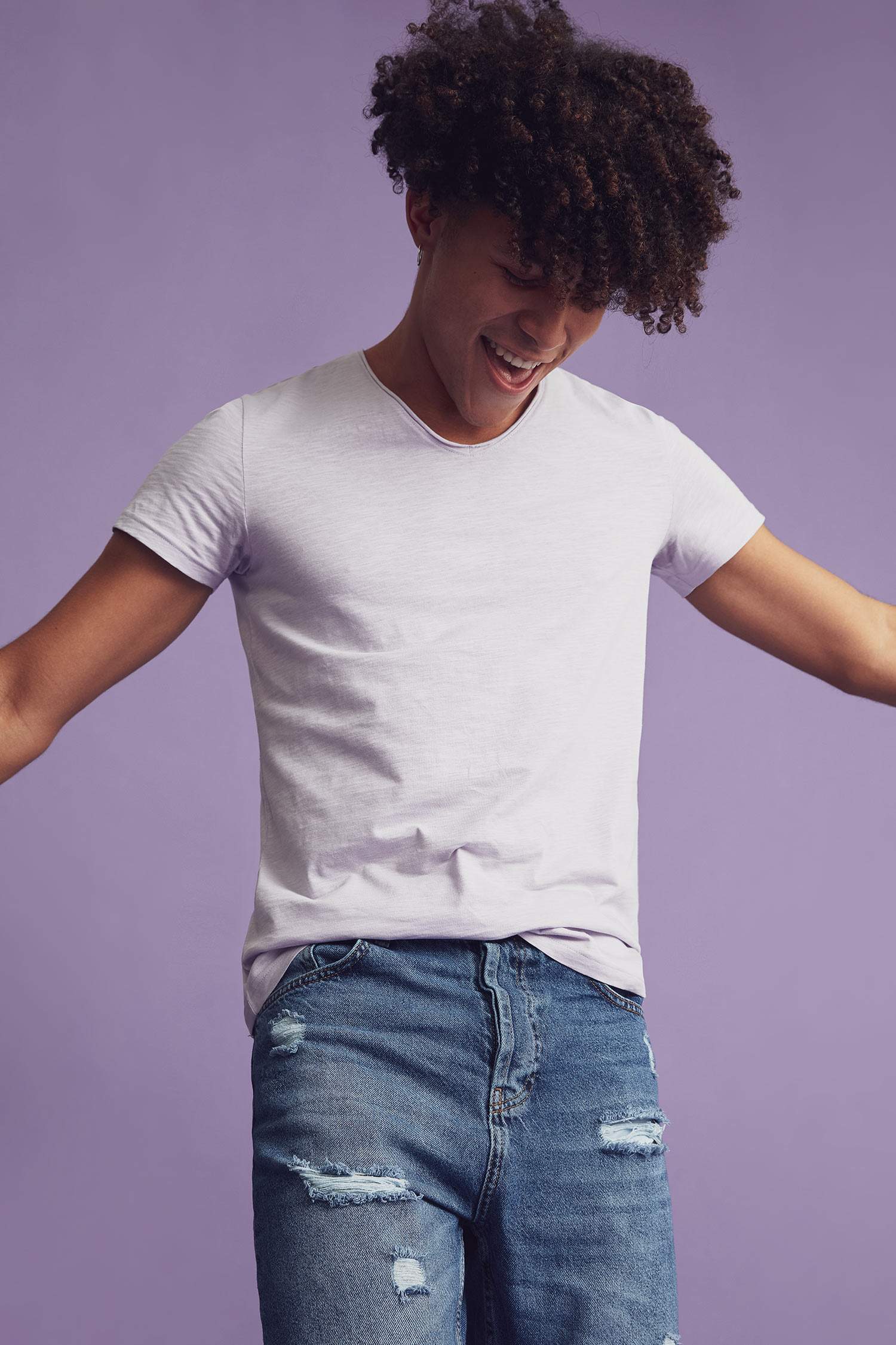 Slim Fit V Yaka Basic Kısa Kollu Pamuklu Penye Tişört