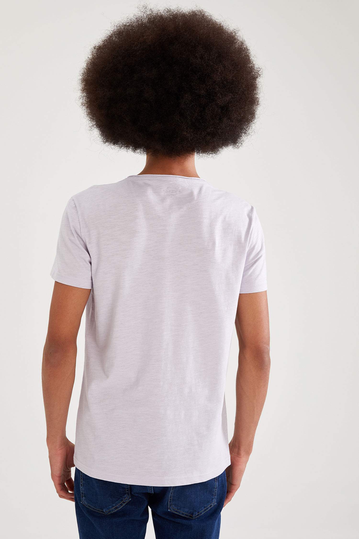 Slim Fit V Yaka Basic Kısa Kollu Pamuklu Penye Tişört