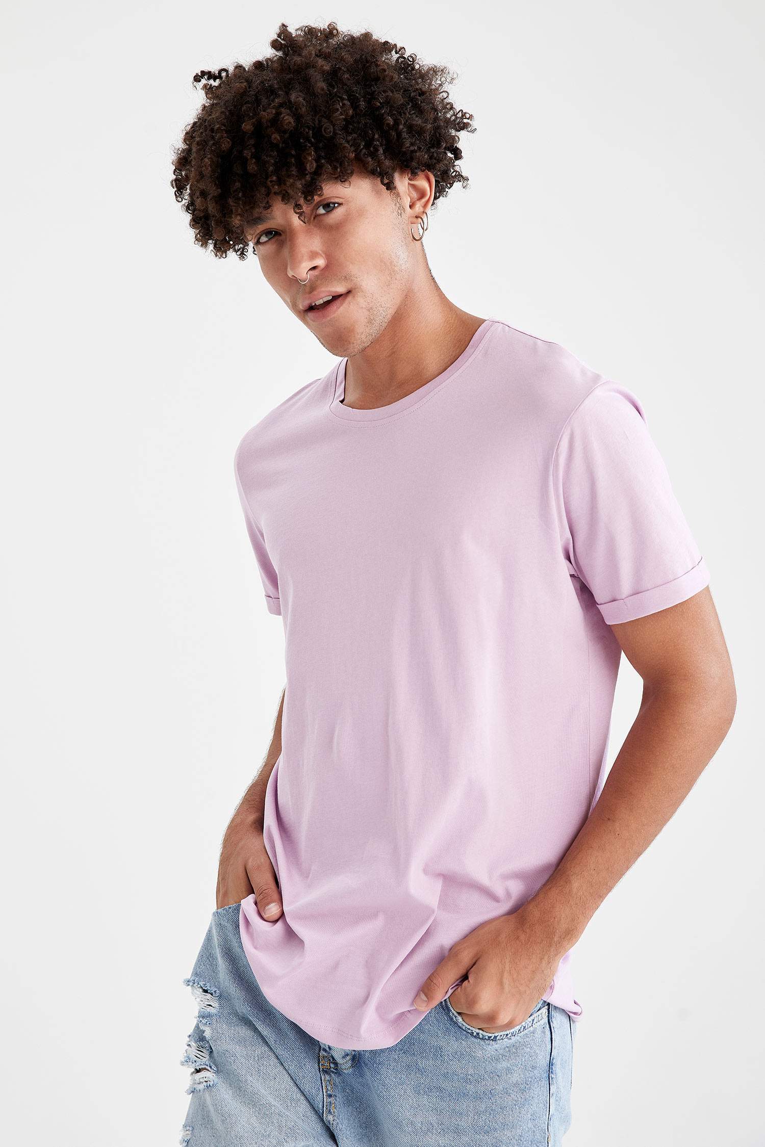 Long Fit Uzun Bisiklet Yaka Basic Tişört.