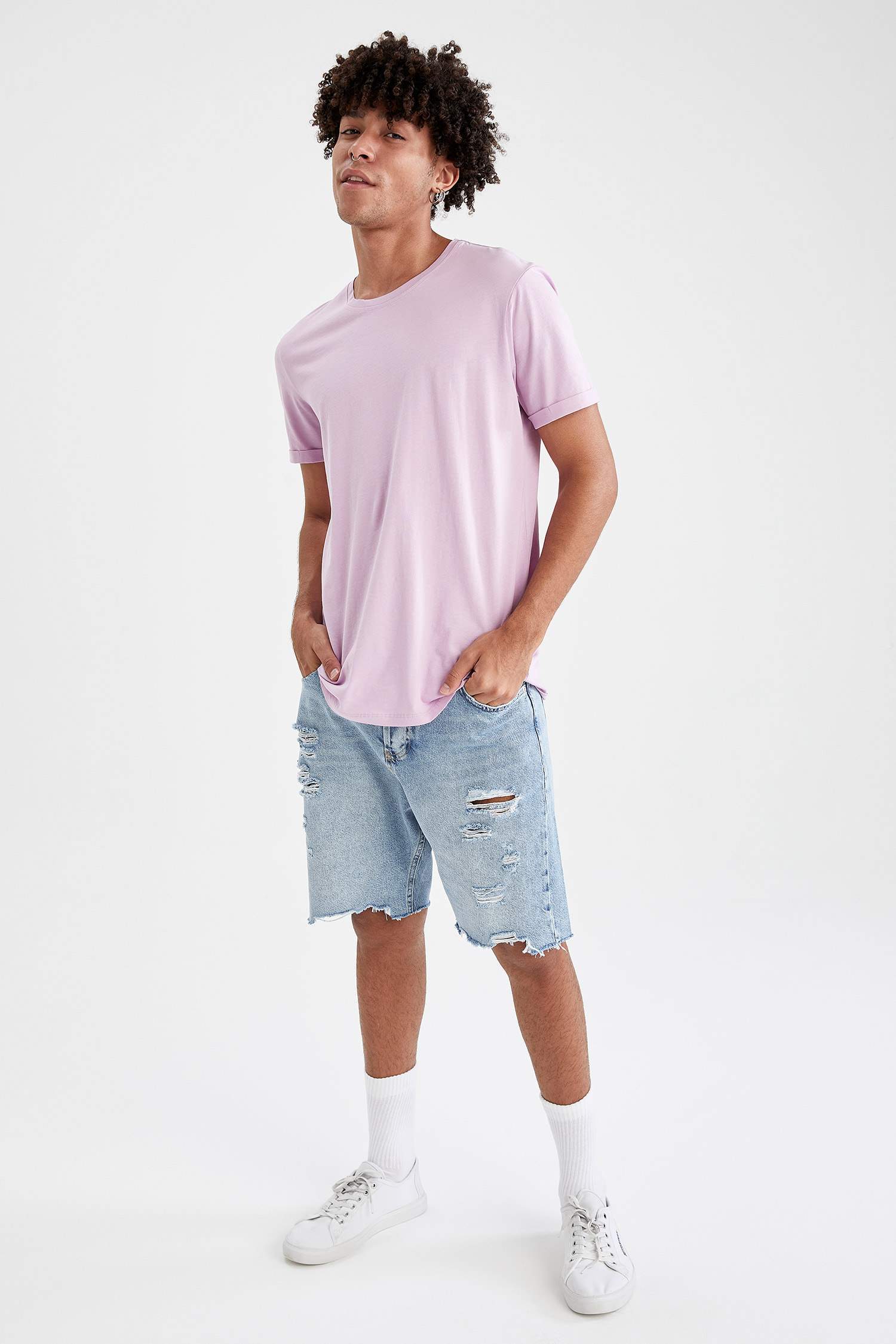 Long Fit Uzun Bisiklet Yaka Basic Tişört.