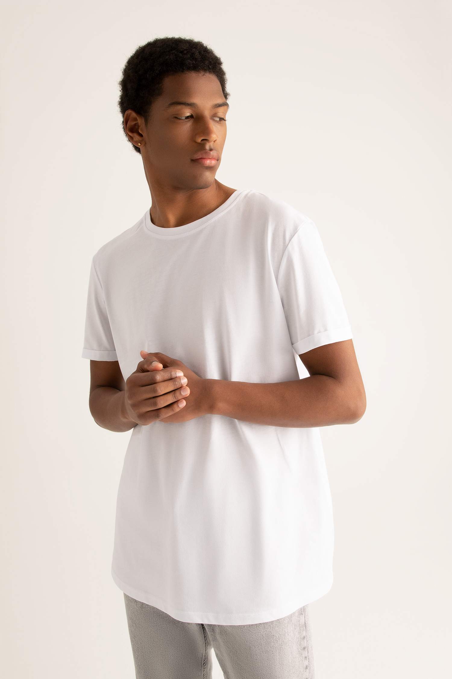 Long Fit Uzun Bisiklet Yaka Basic Tişört