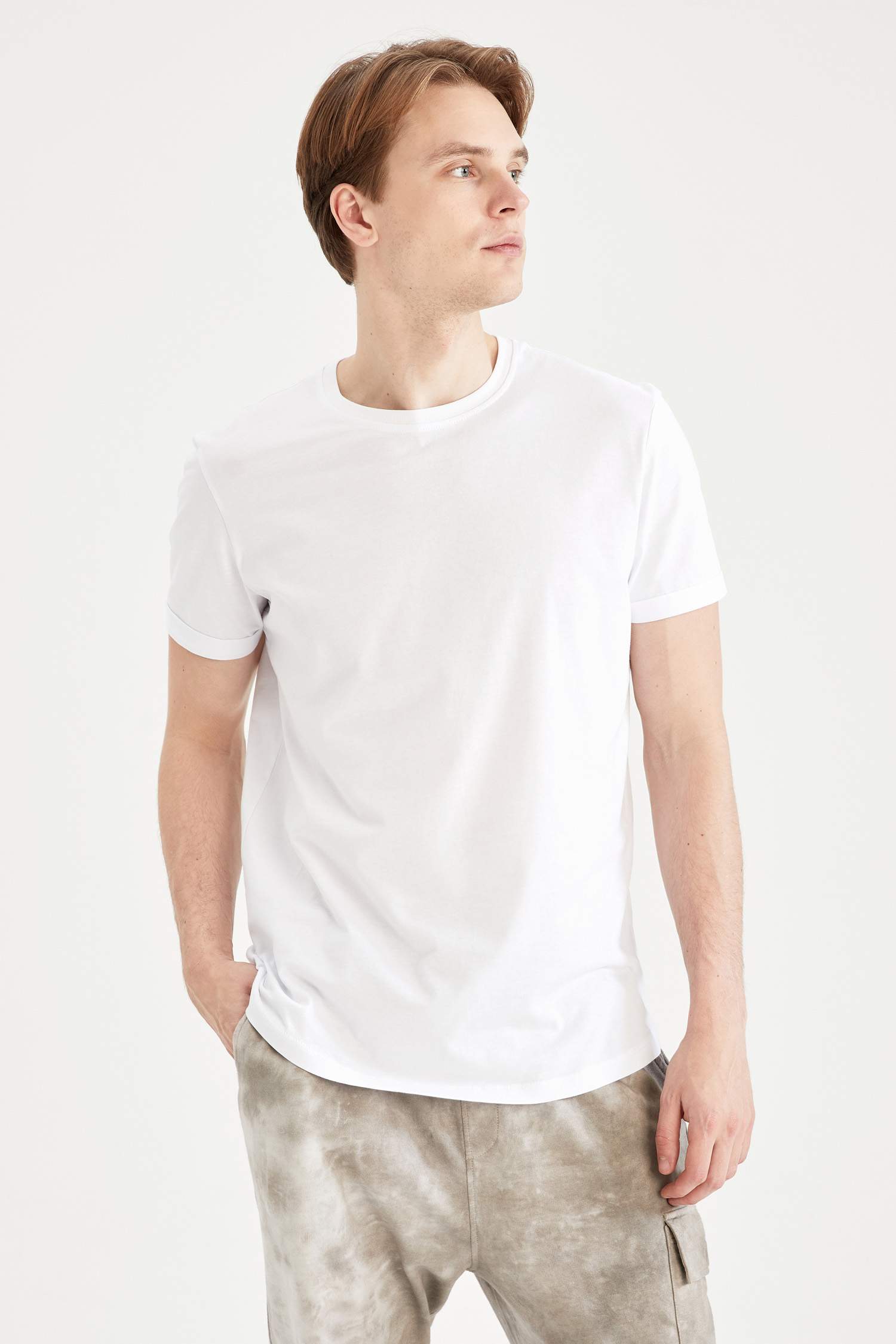 Long Fit Uzun Bisiklet Yaka Basic Tişört