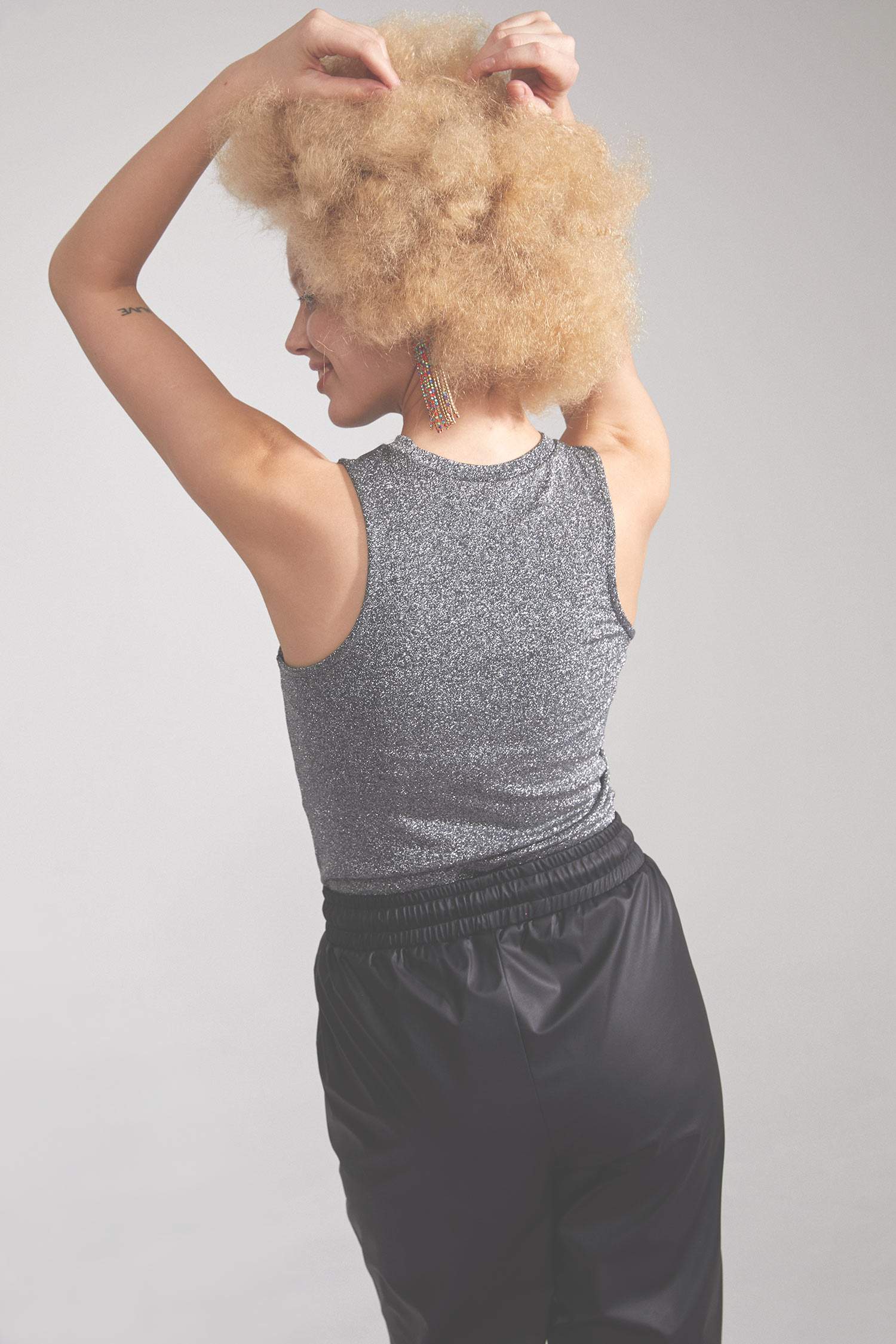 Slim Fit Dik Yaka Atlet