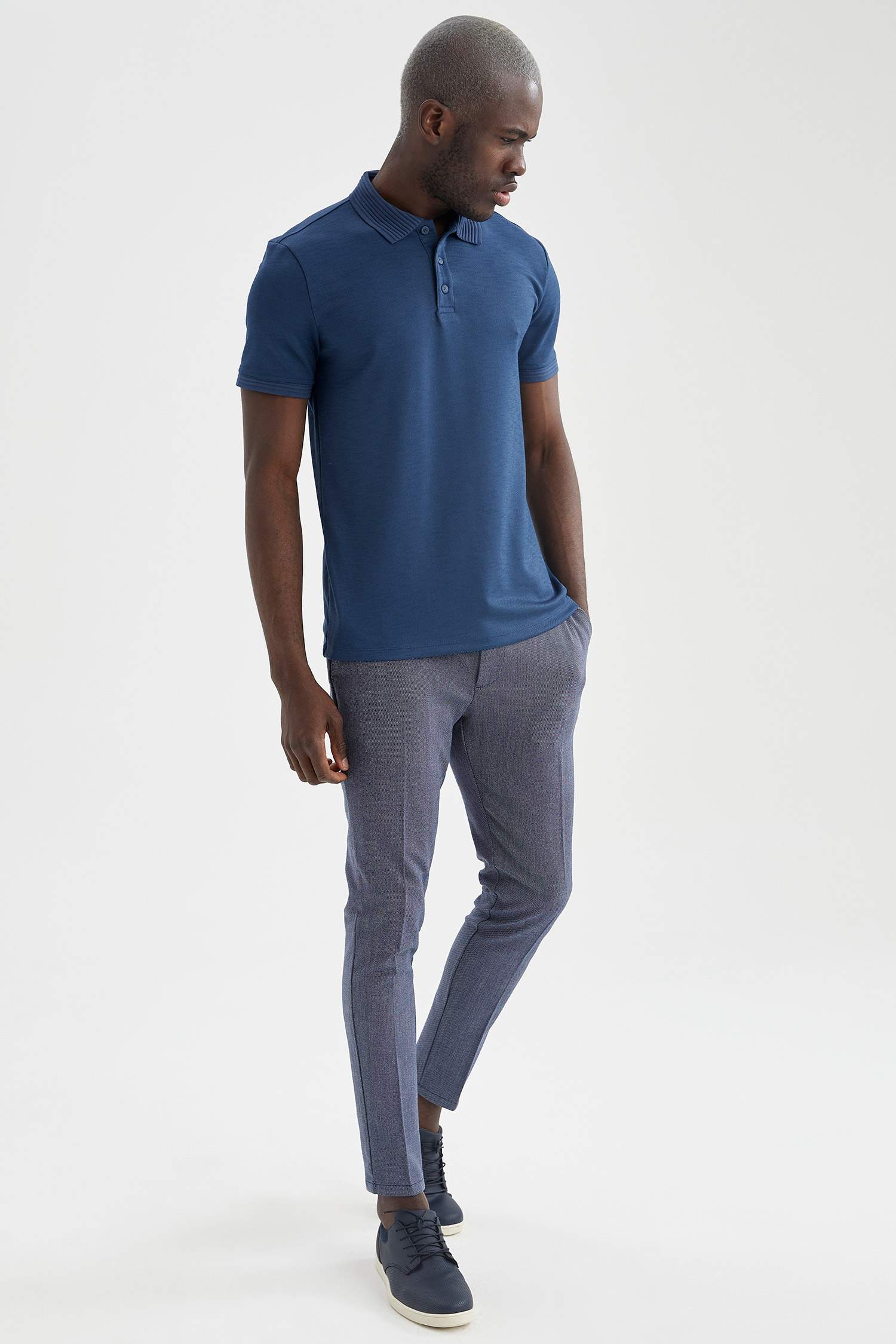Slim Fit Polo Yaka Kısa Kollu Tişört