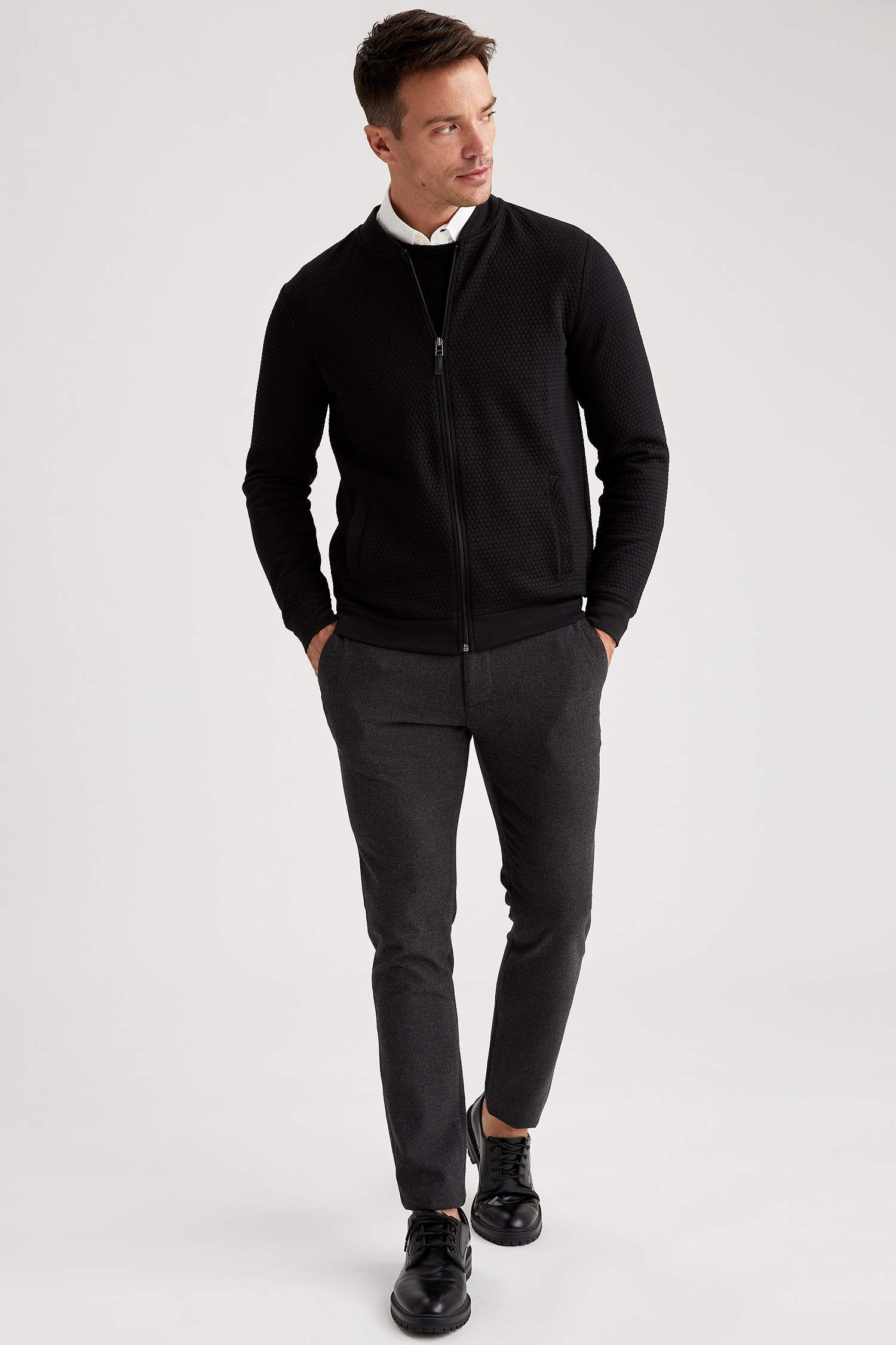 Slim Fit Fermuarlı Kolej Yaka Hırka
