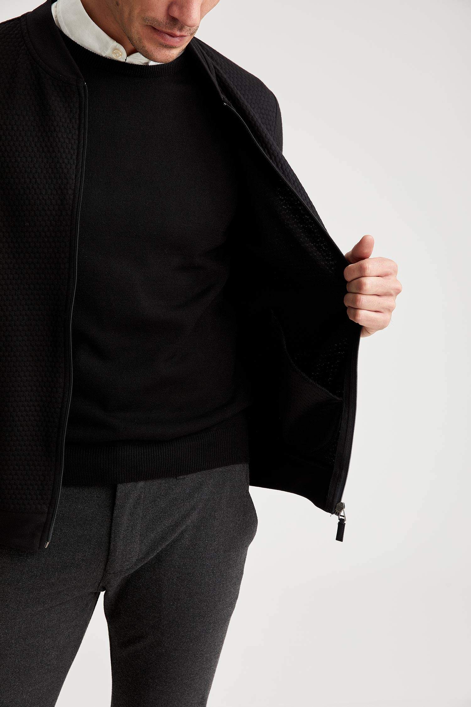 Slim Fit Fermuarlı Kolej Yaka Hırka