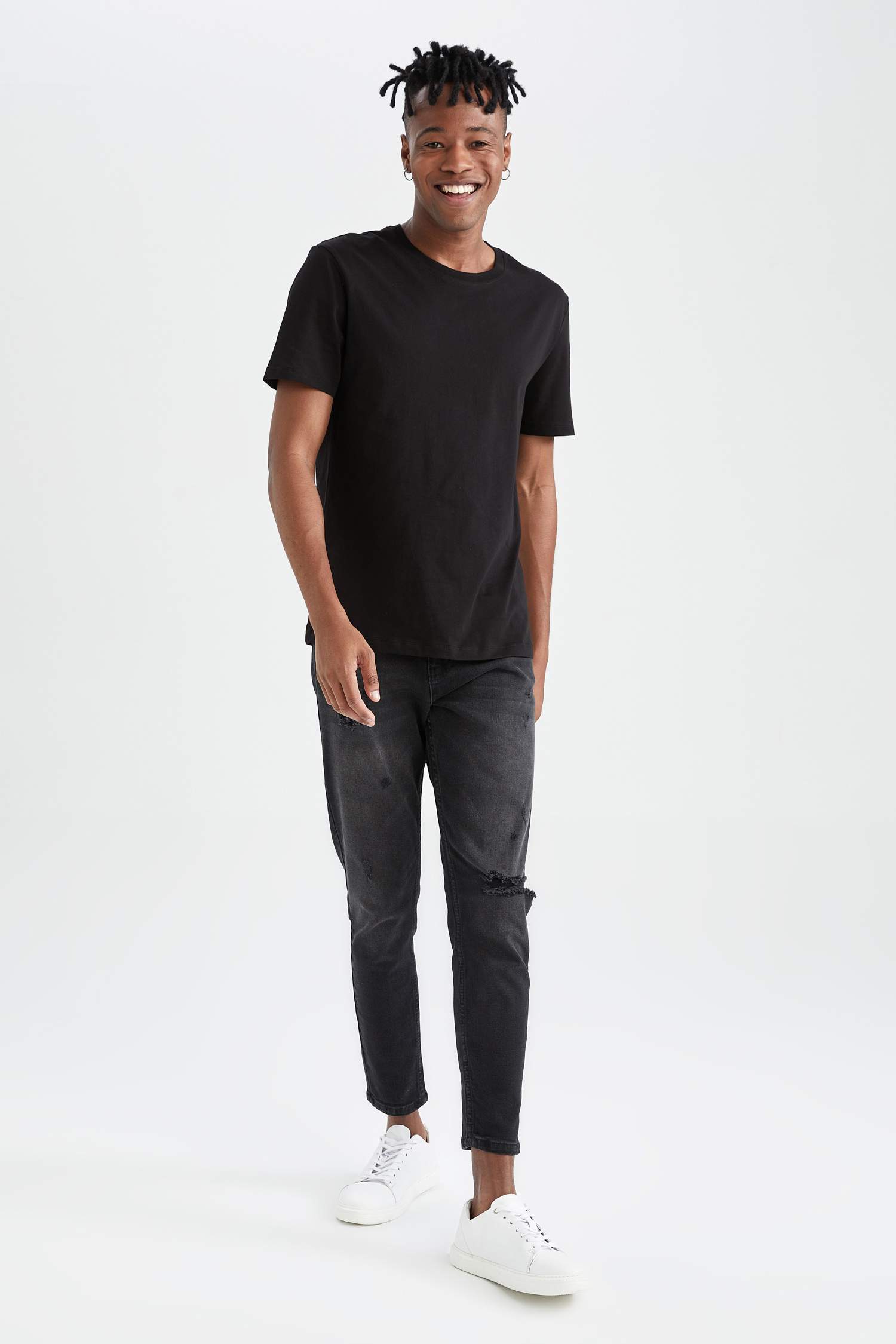 Regular Fit Basic Bisiklet Yaka Basic Tişört