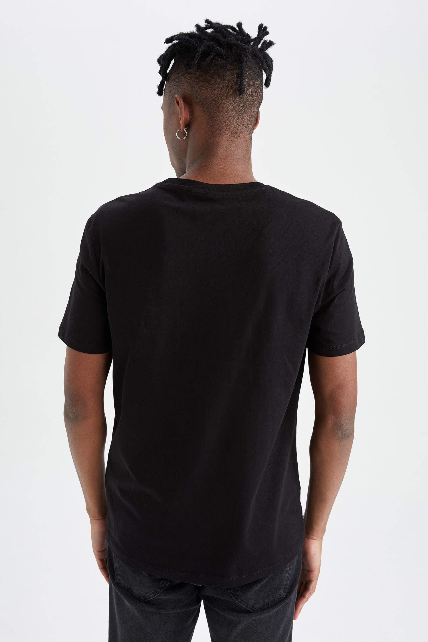 Regular Fit Basic Bisiklet Yaka Basic Tişört