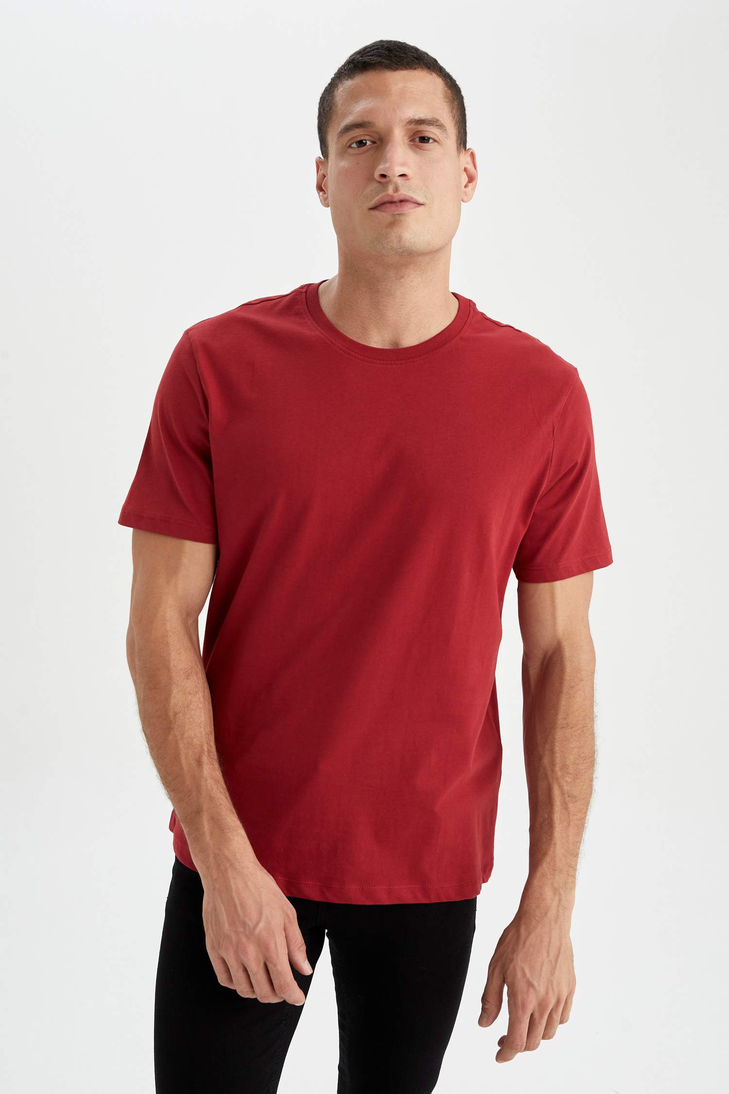 Regular Fit Basic Bisiklet Yaka Basic Tişört