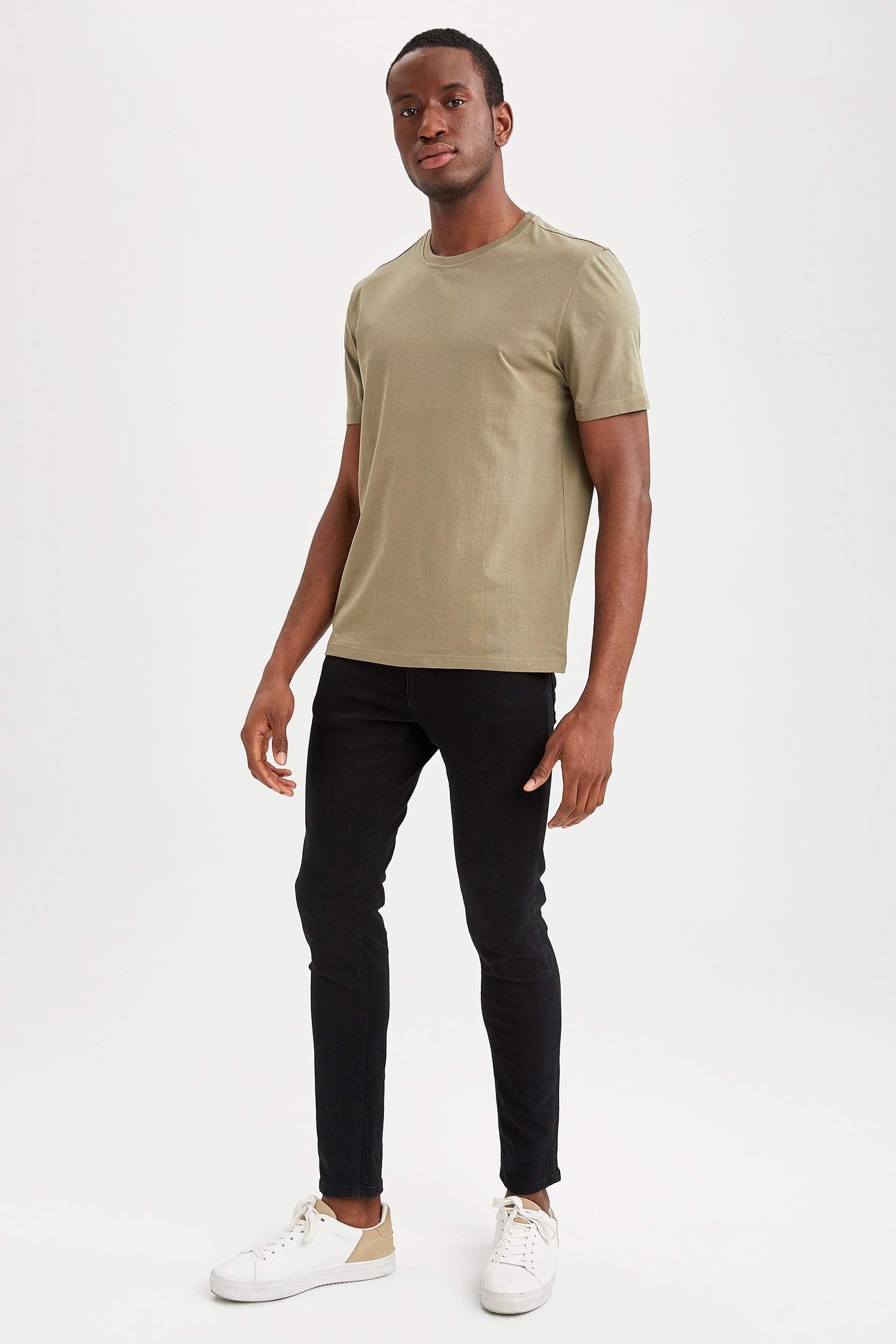 Regular Fit Bisiklet Yaka Basic Kısa Kollu Pamuklu Penye Tişört