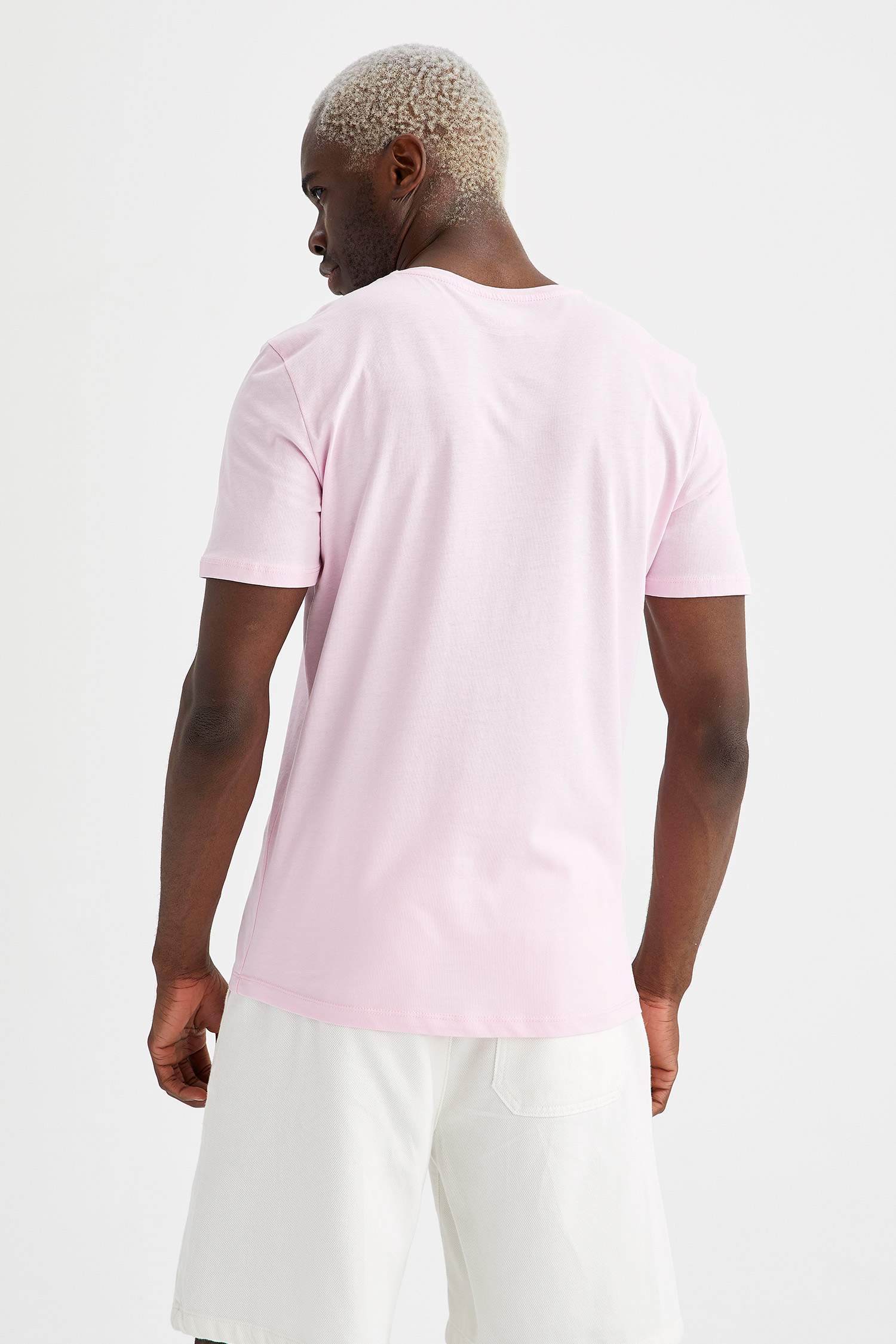 Slim Fit V Yaka Basic Tişört