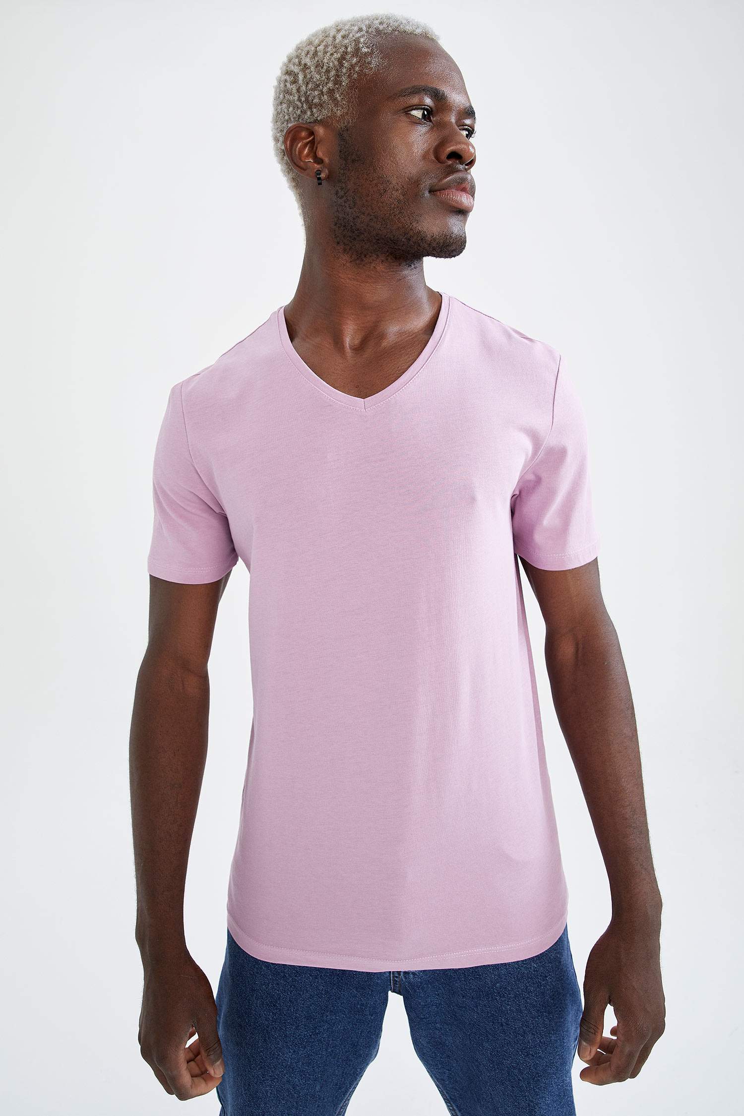 Slim Fit V Yaka Basic Tişört
